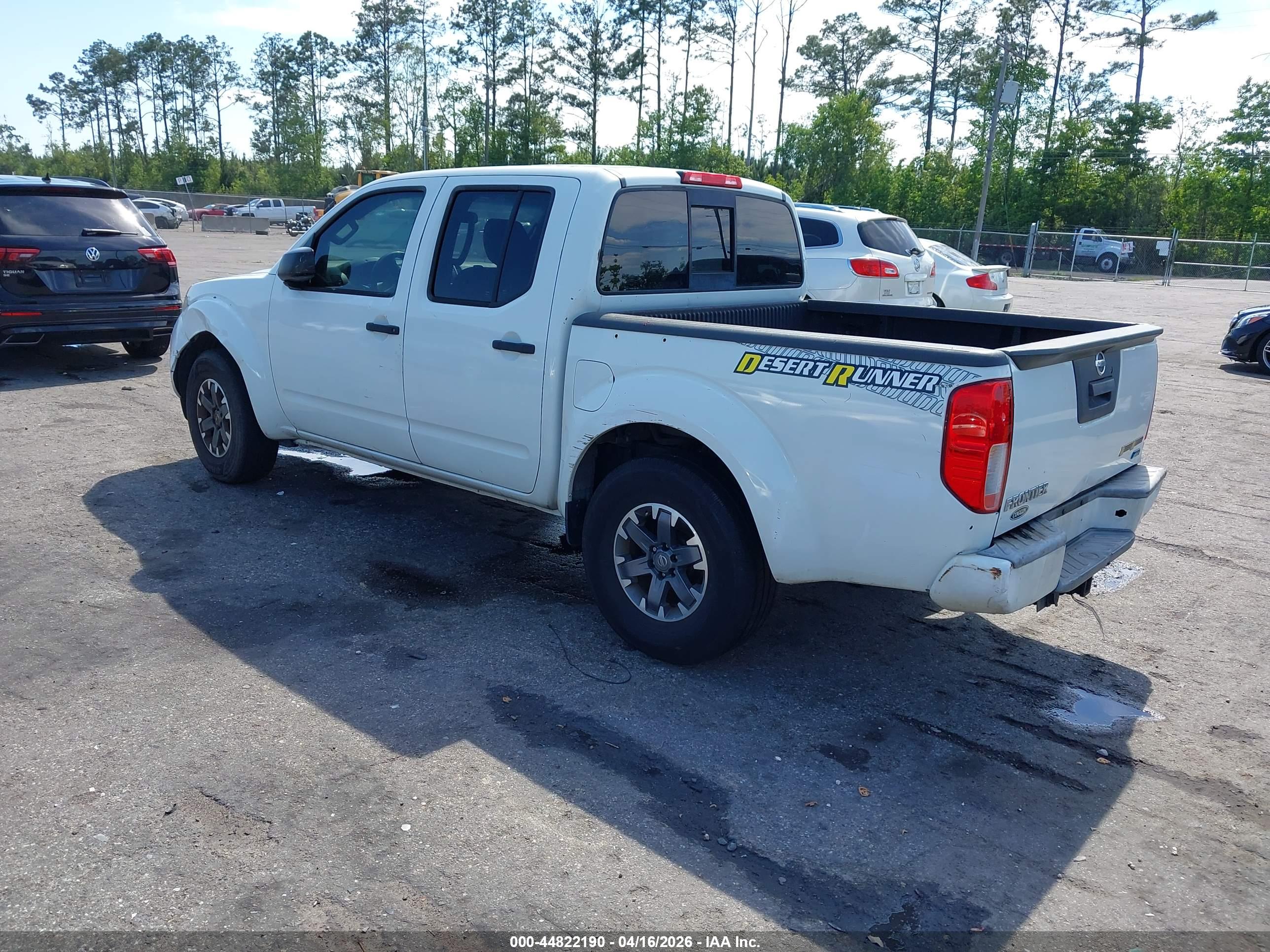 NISSAN FRONTIER image 3