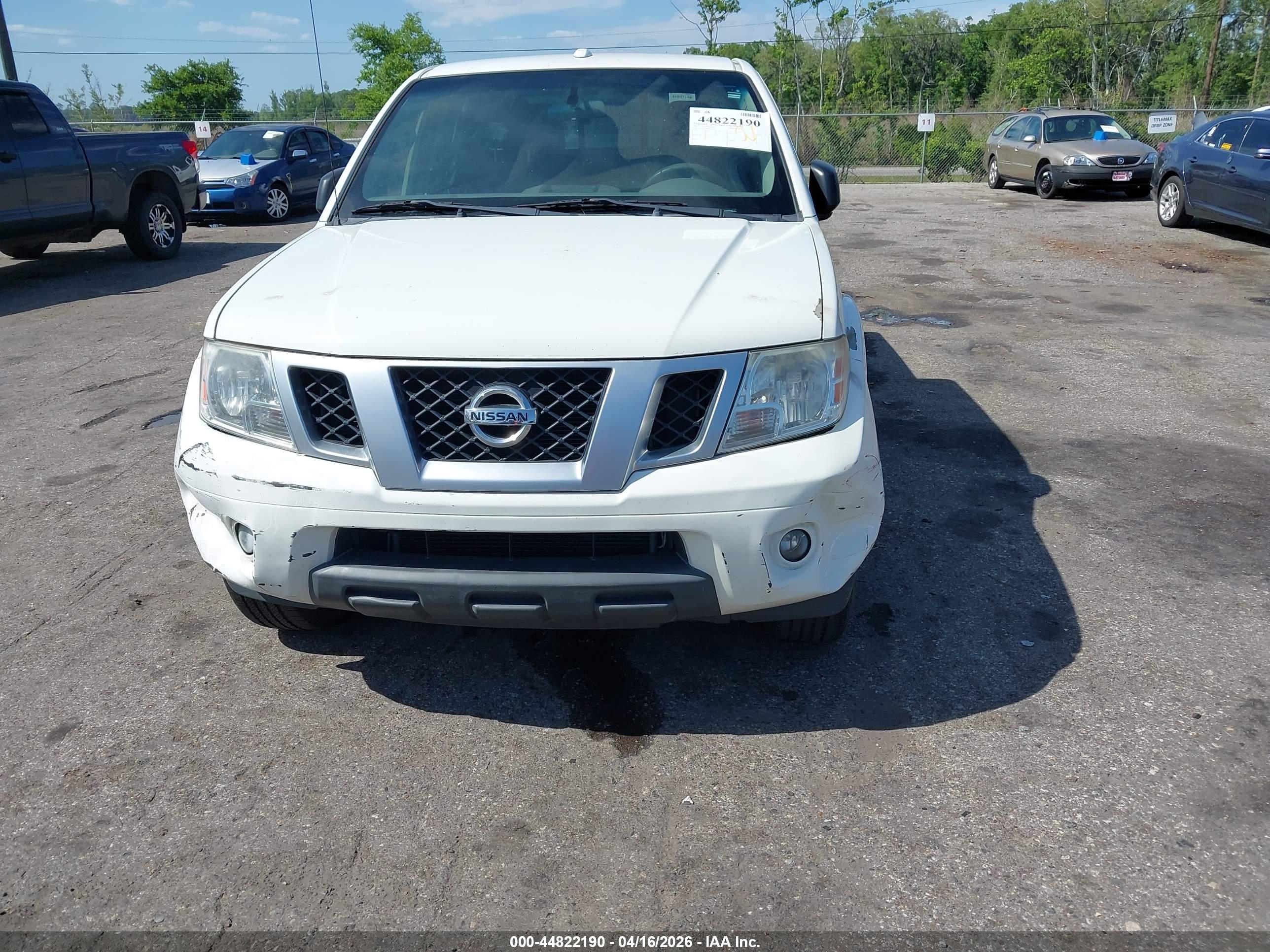 NISSAN FRONTIER image 6