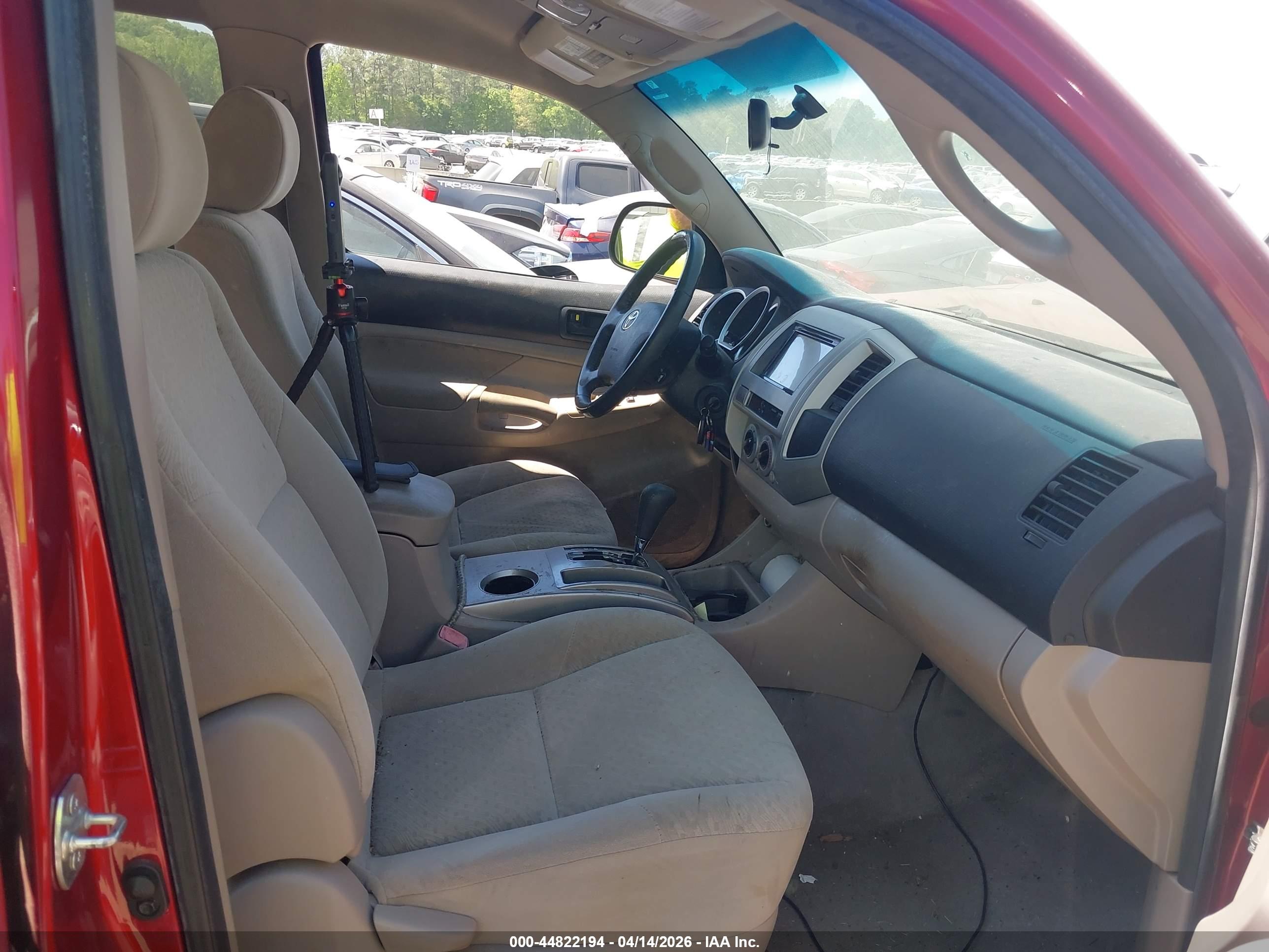 TOYOTA TACOMA image 5