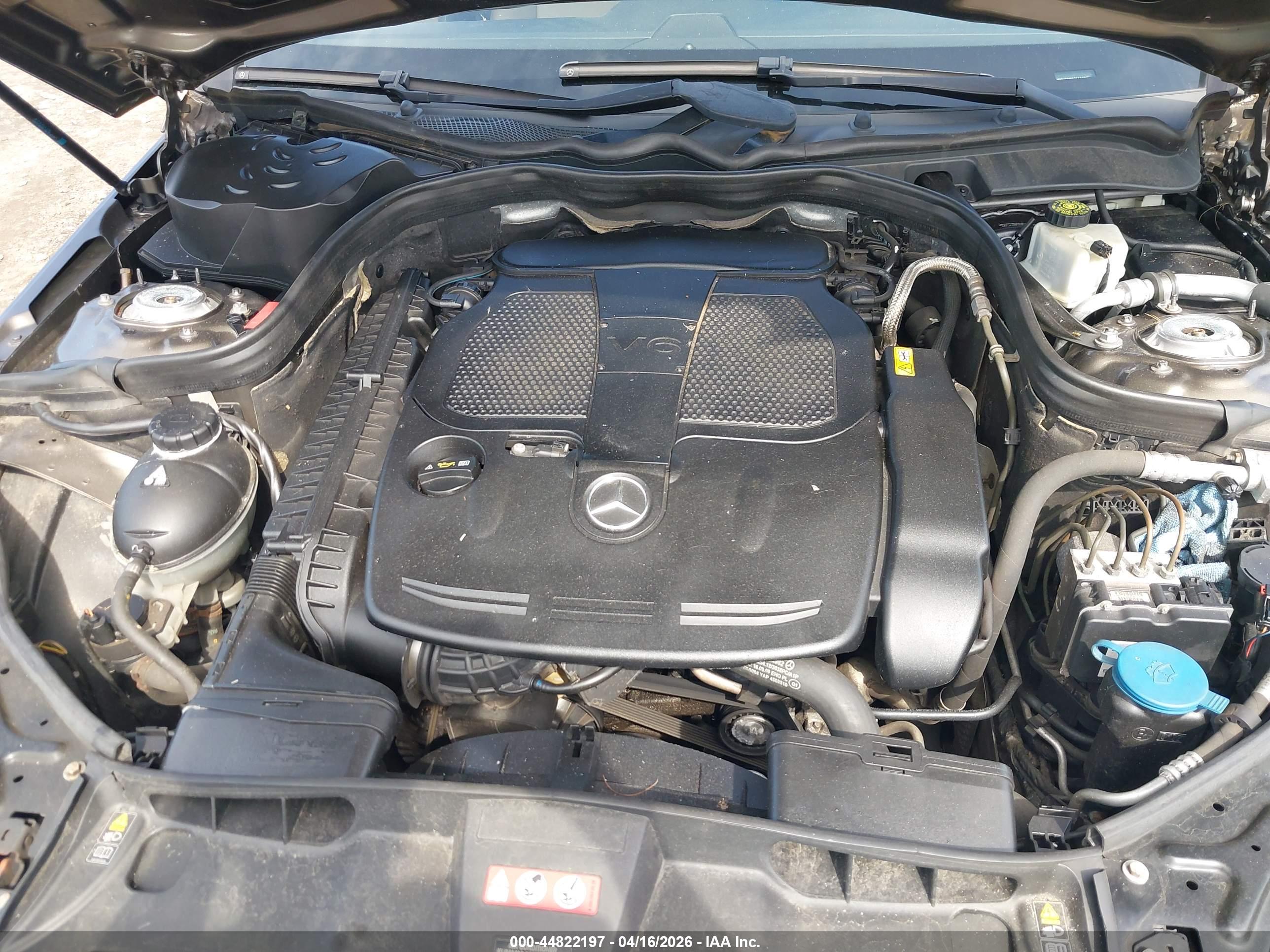 MERCEDES-BENZ E image 10