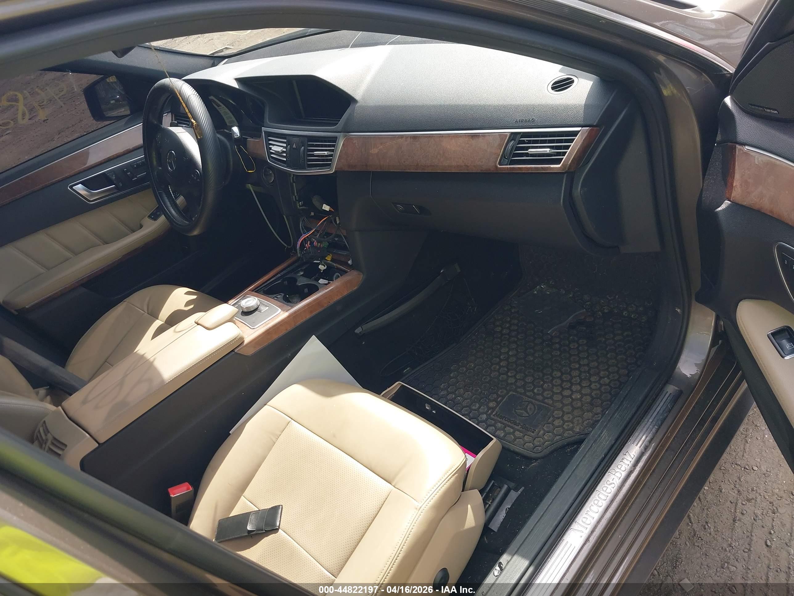 MERCEDES-BENZ E image 5