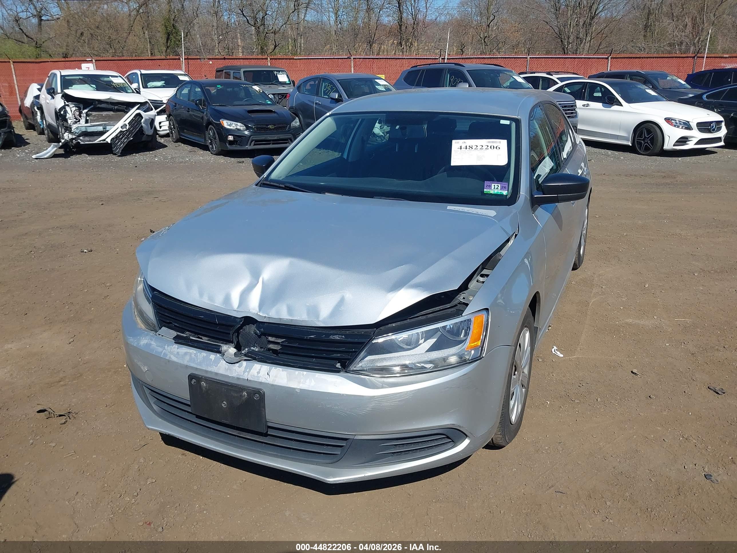 VOLKSWAGEN JETTA image 6