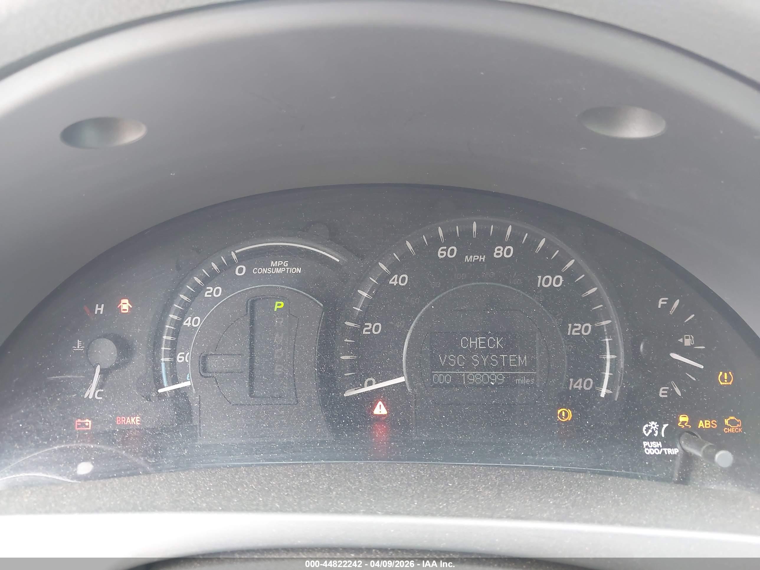TOYOTA CAMRY image 7