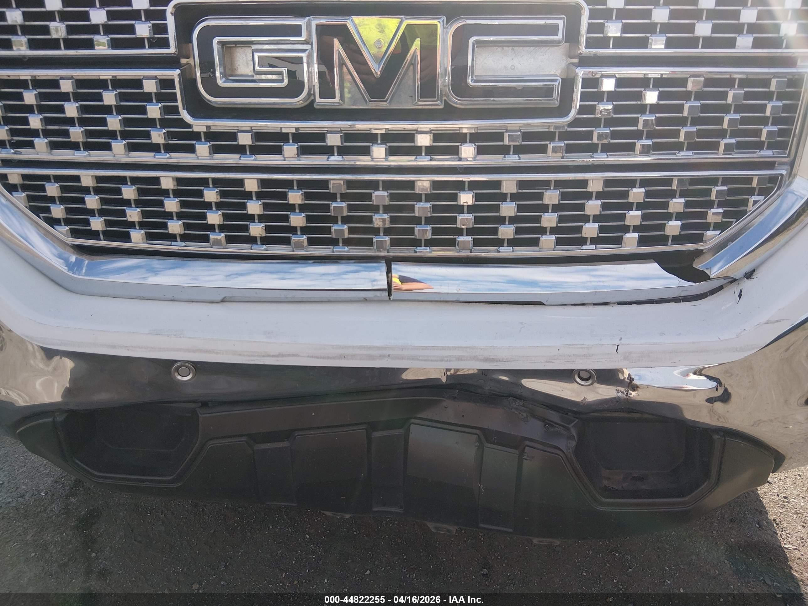 GMC SIERRA image 6