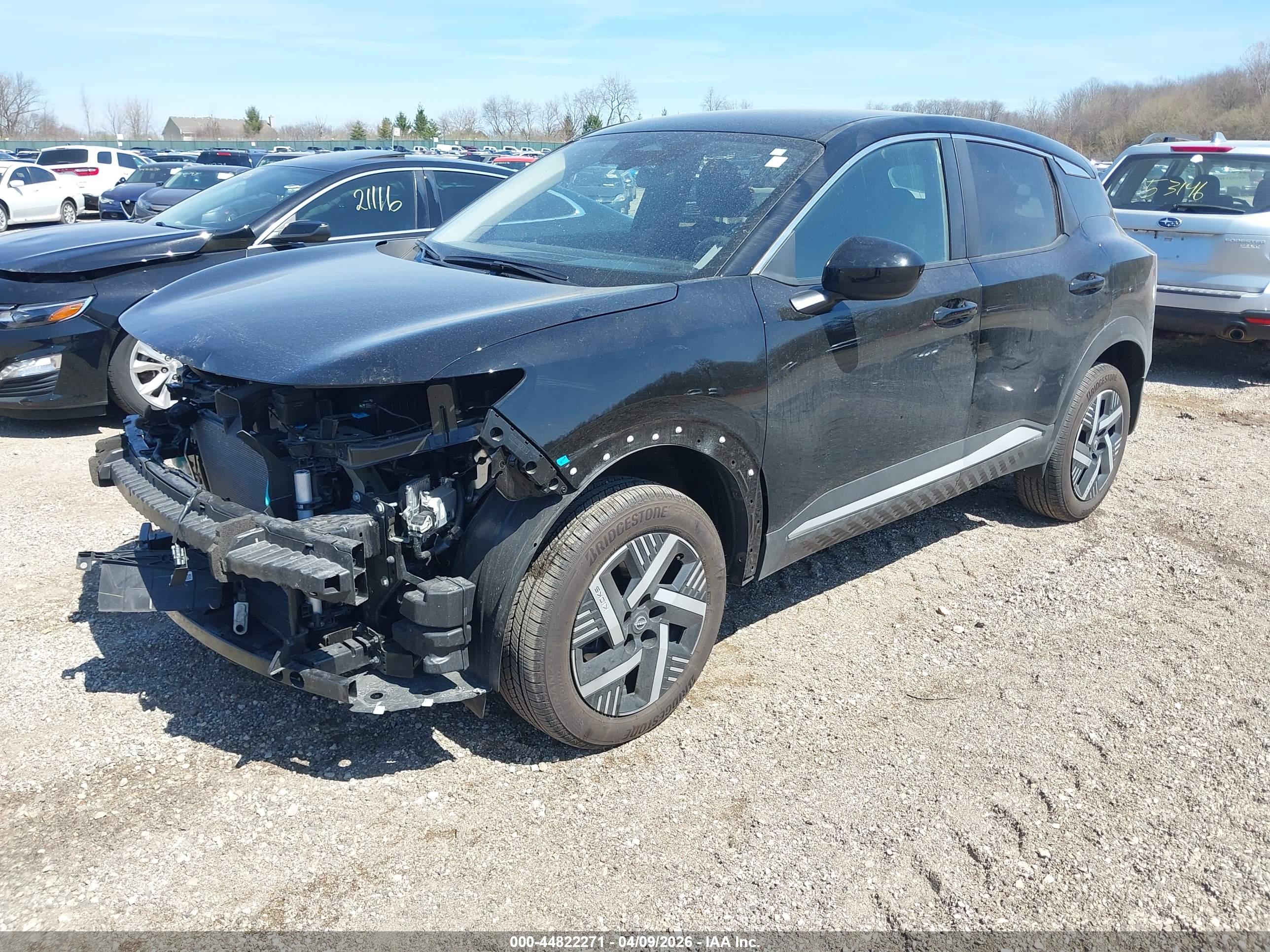 NISSAN KICKS image 2