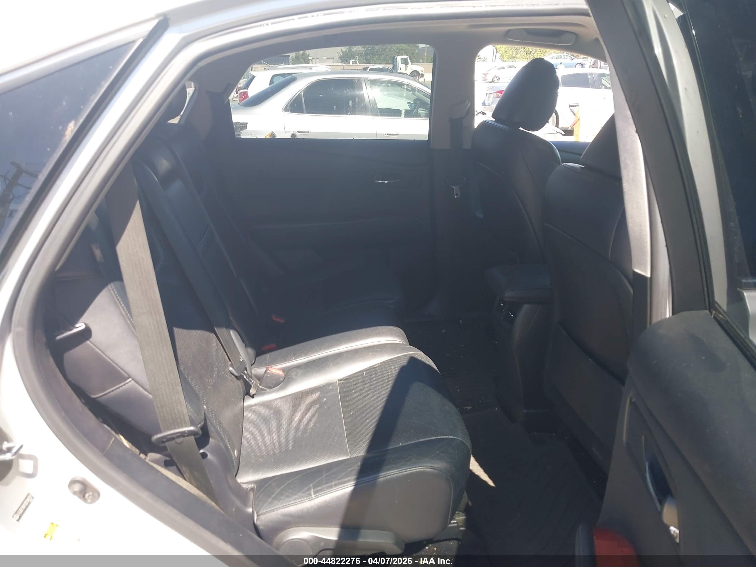 LEXUS RX image 8