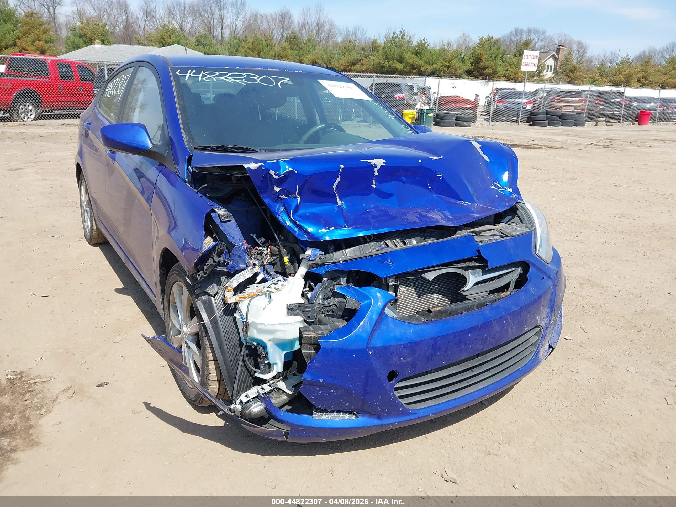 HYUNDAI ACCENT image 6