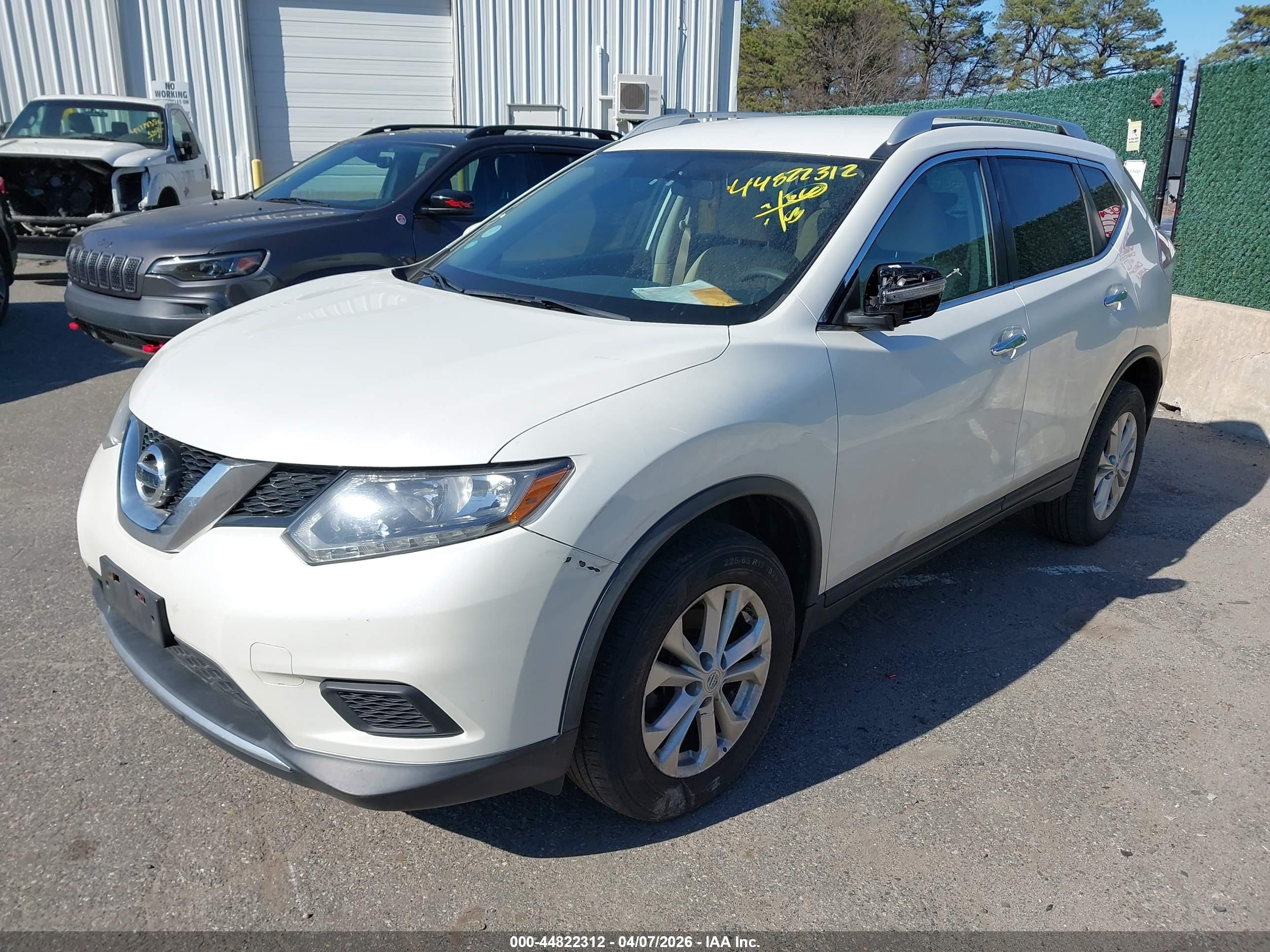 NISSAN ROGUE image 2
