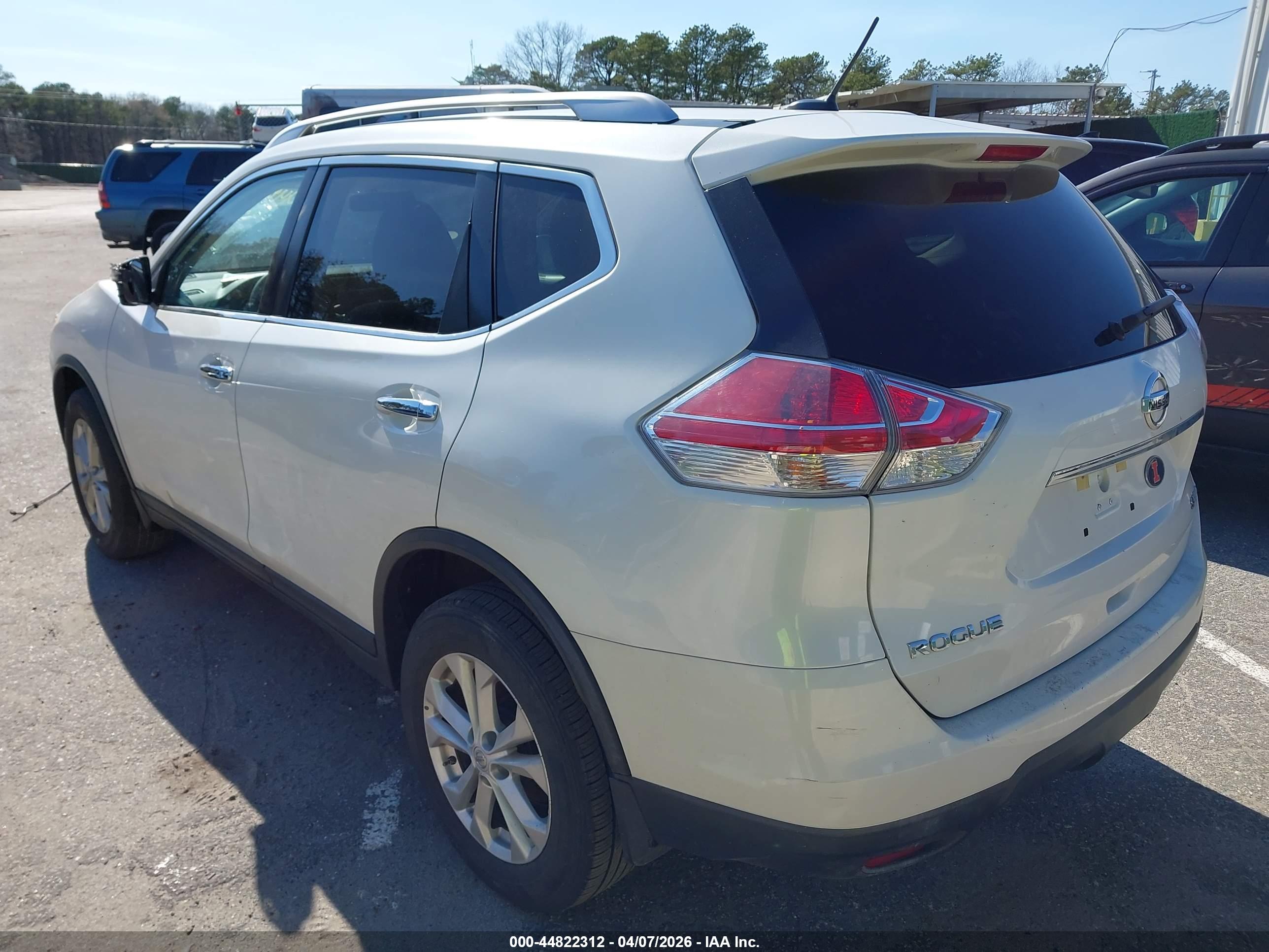 NISSAN ROGUE image 3