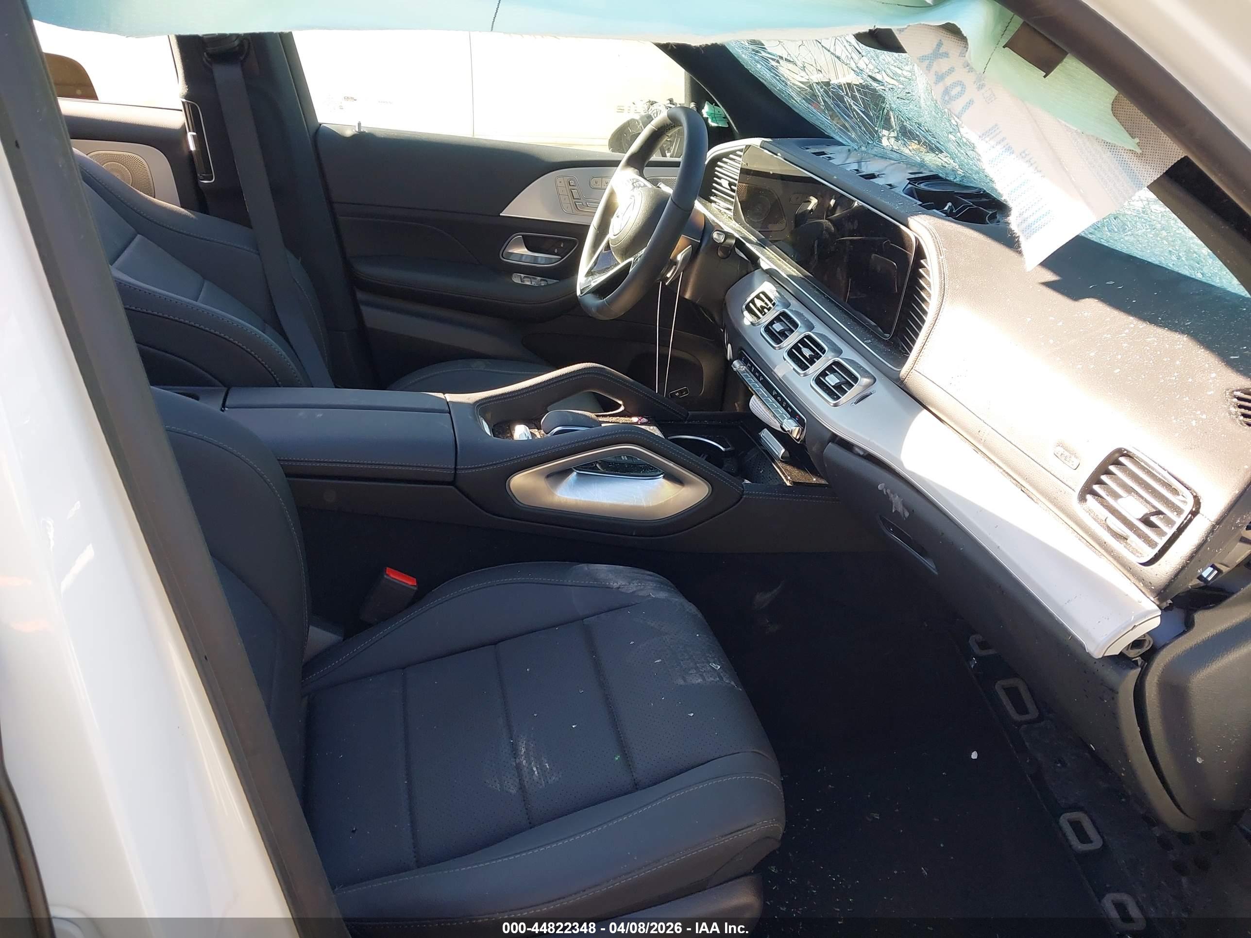 MERCEDES-BENZ GLS image 5