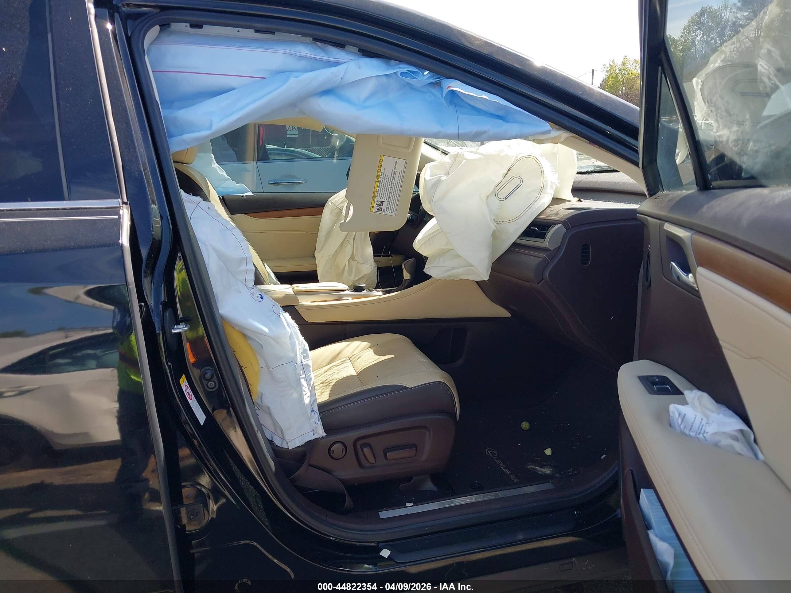 LEXUS RX image 5