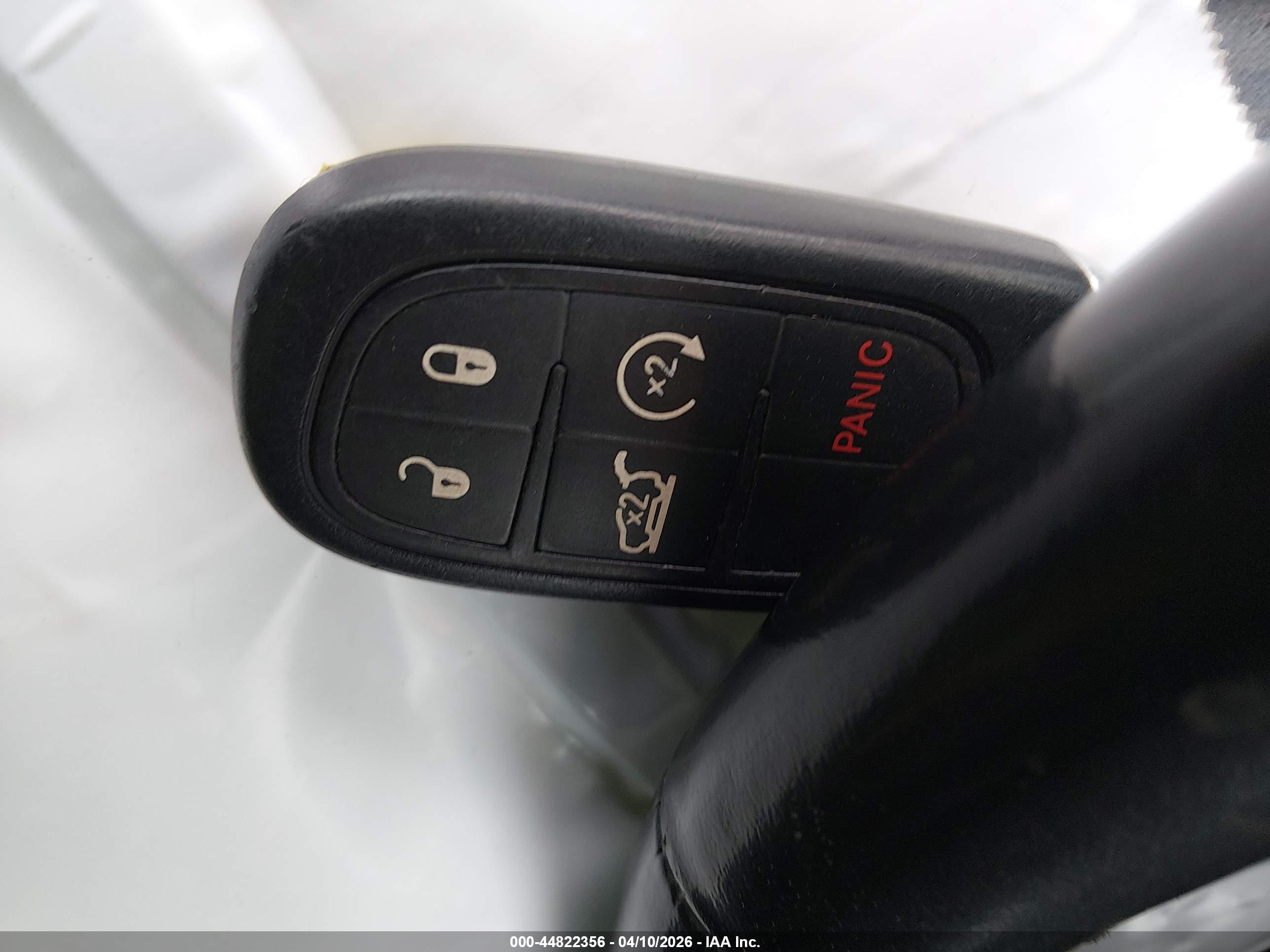 JEEP CHEROKEE image 11