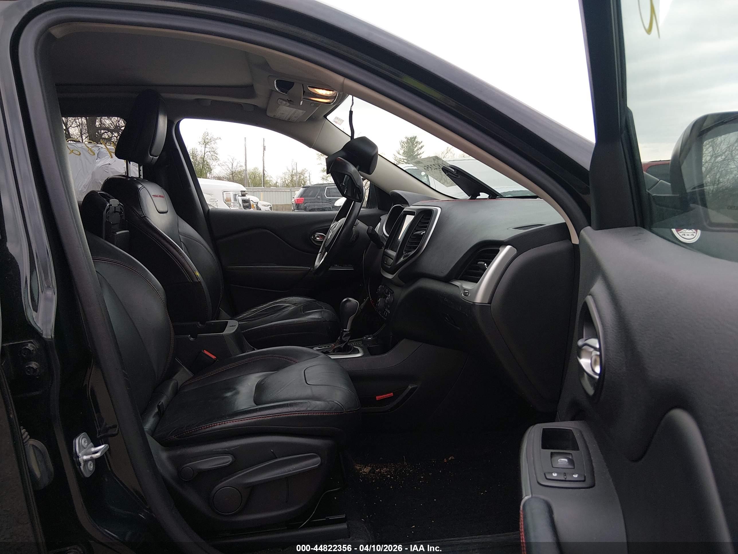 JEEP CHEROKEE image 5