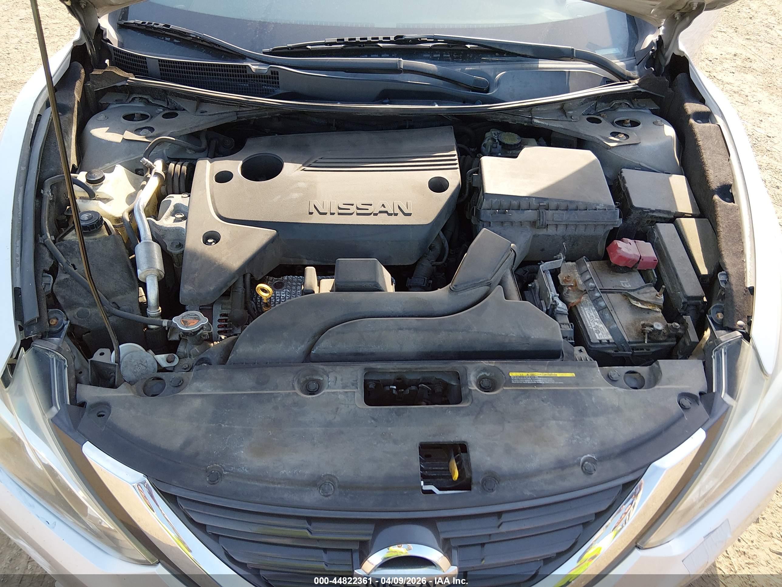 NISSAN ALTIMA image 10