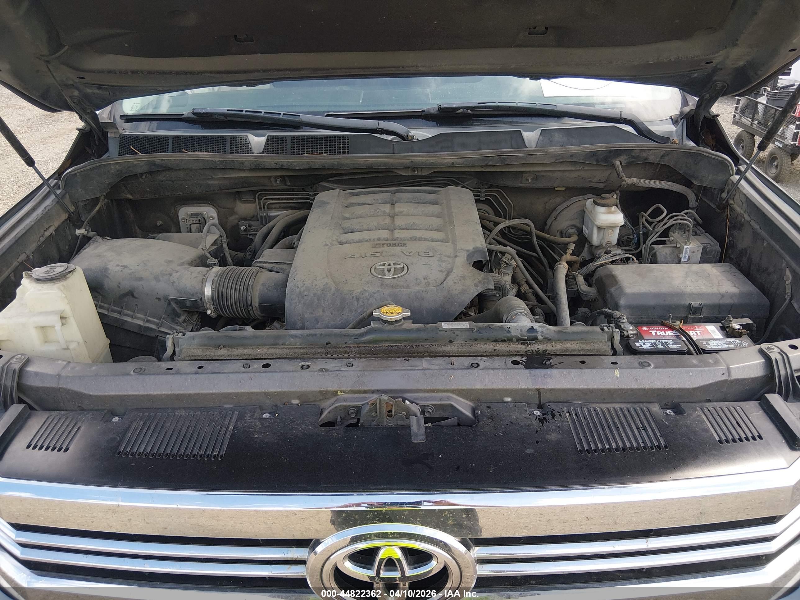 TOYOTA TUNDRA image 10