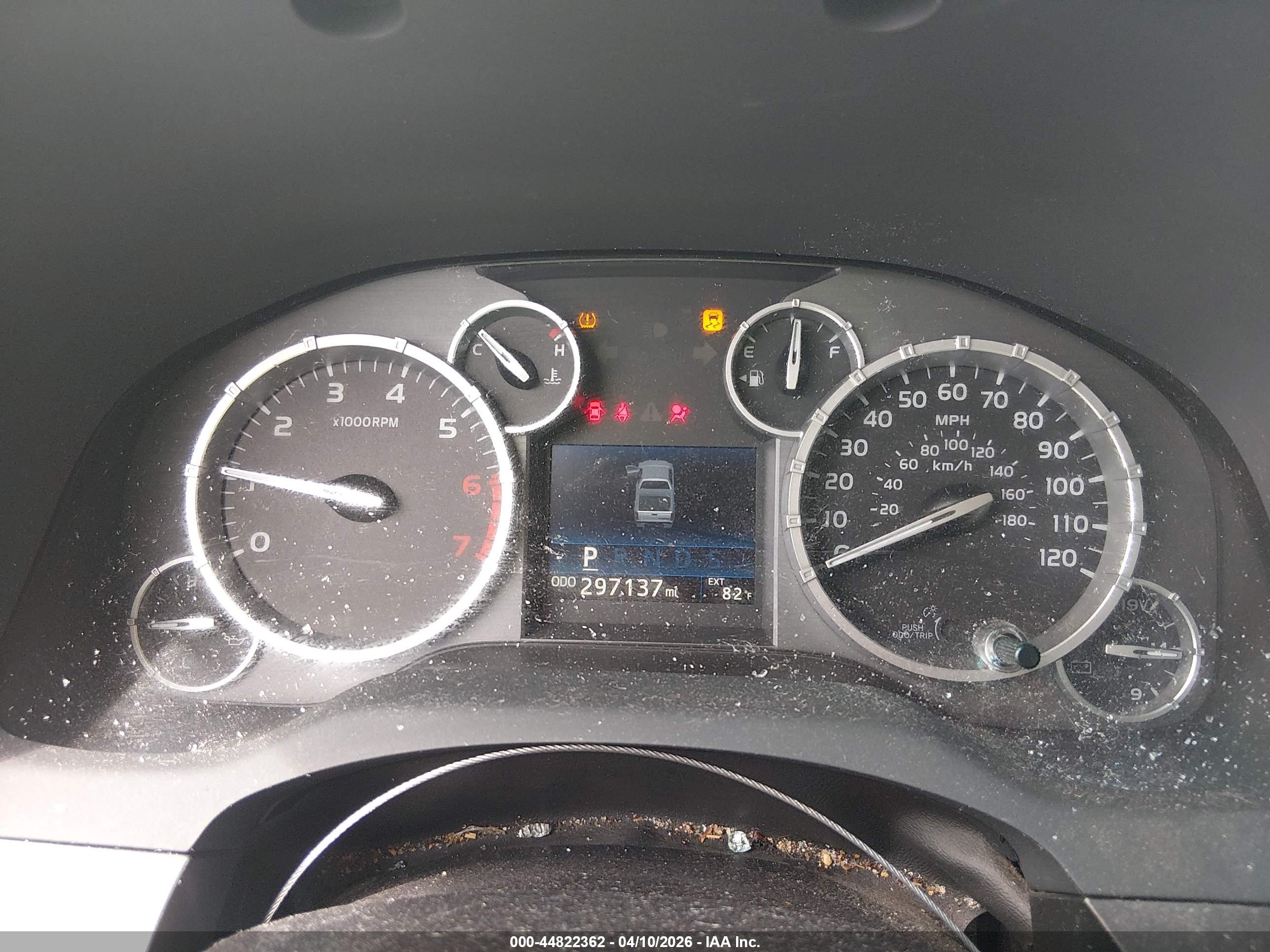 TOYOTA TUNDRA image 7