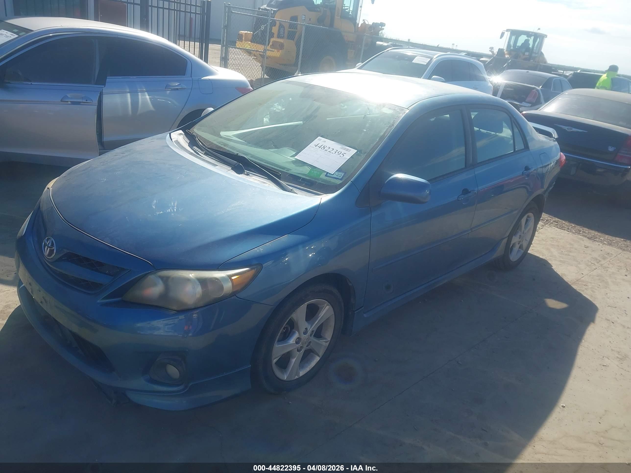 TOYOTA COROLLA image 2