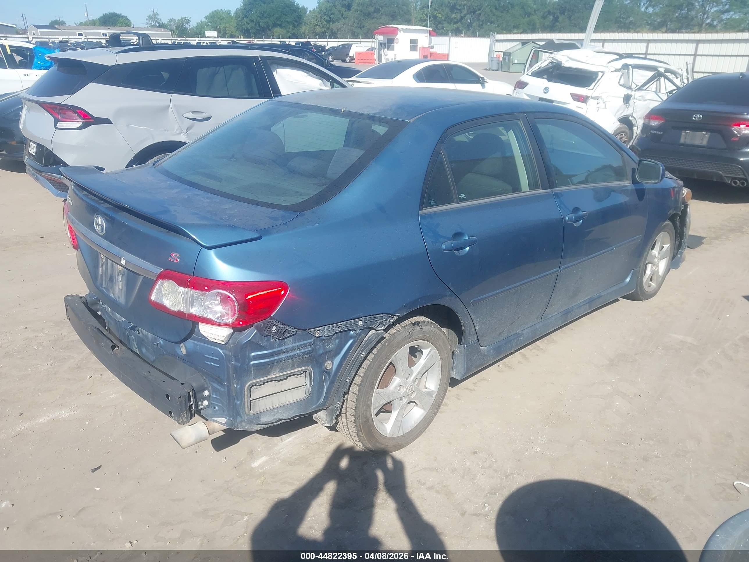TOYOTA COROLLA image 4