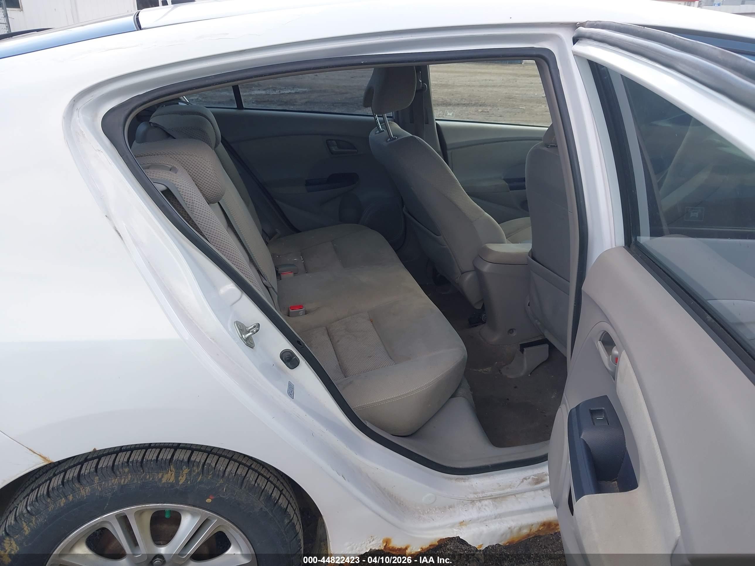 HONDA INSIGHT image 8