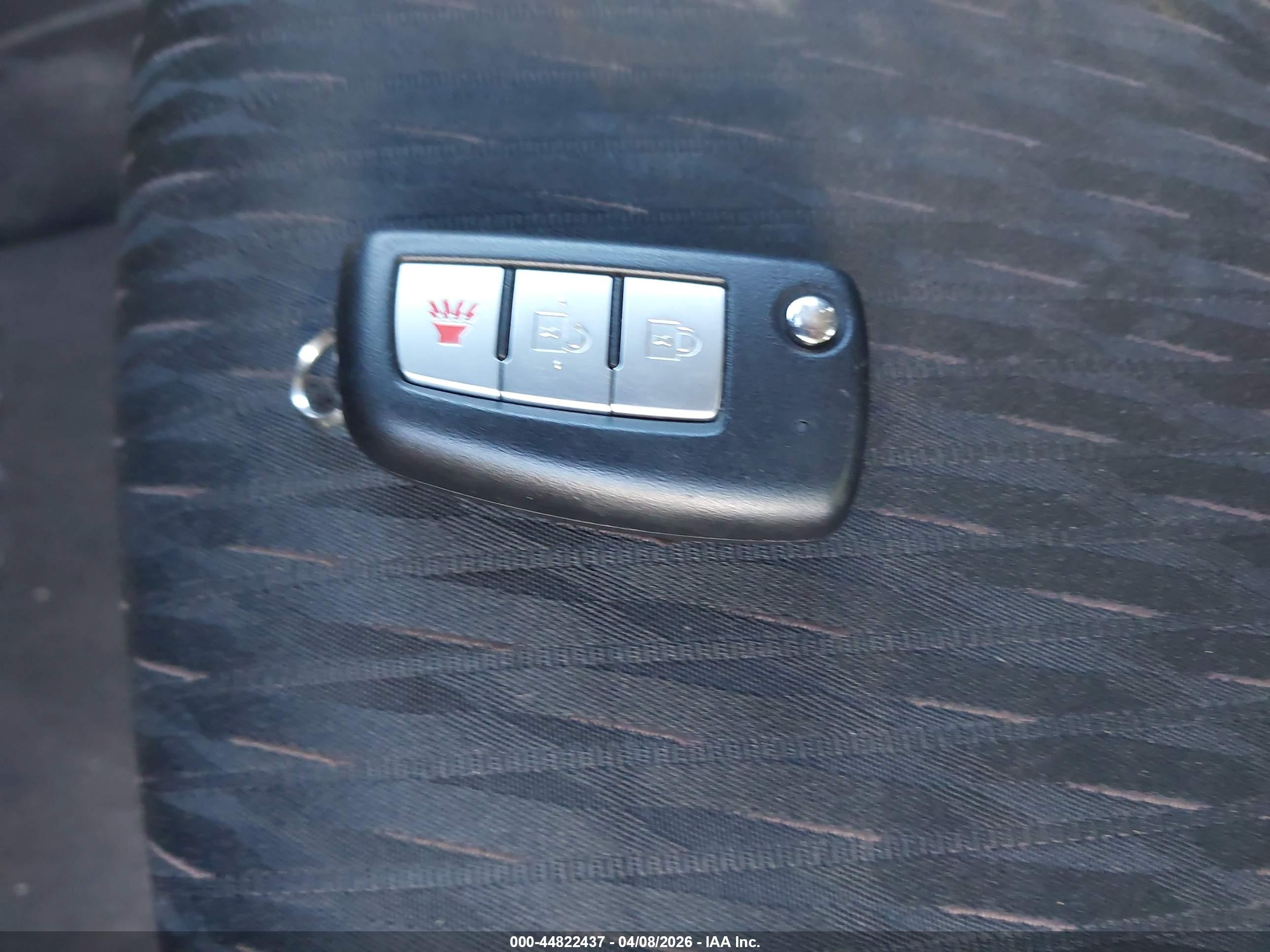 NISSAN ROGUE image 11