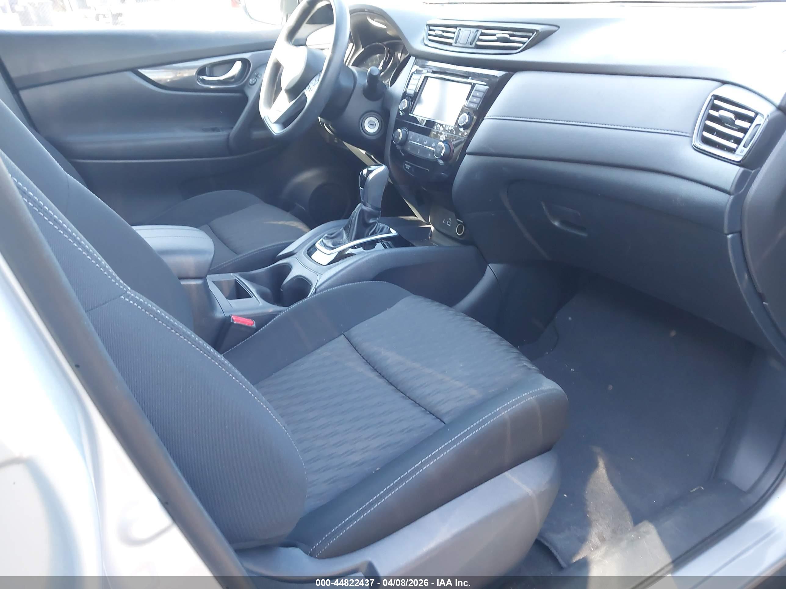 NISSAN ROGUE image 5