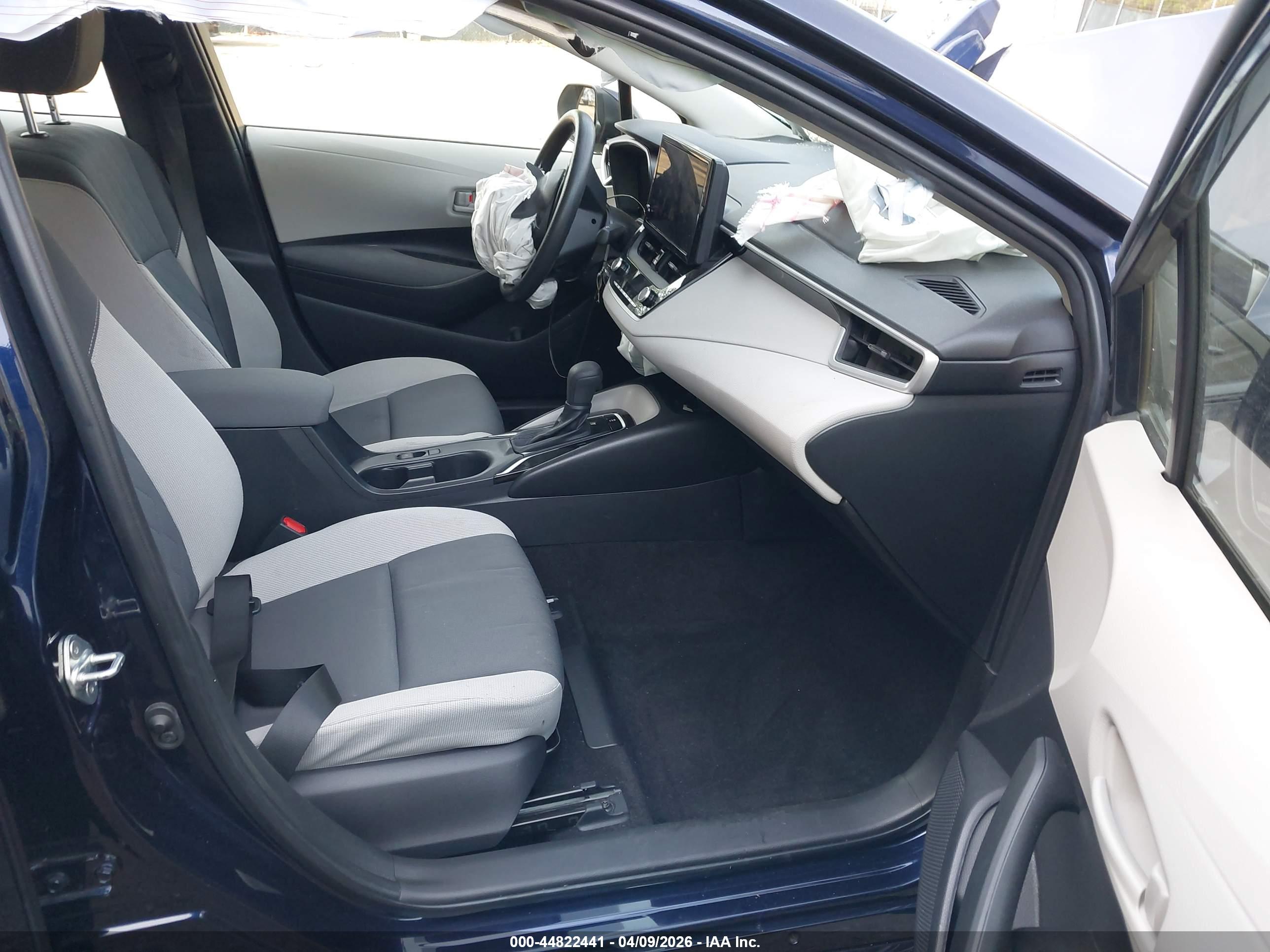 TOYOTA COROLLA image 5