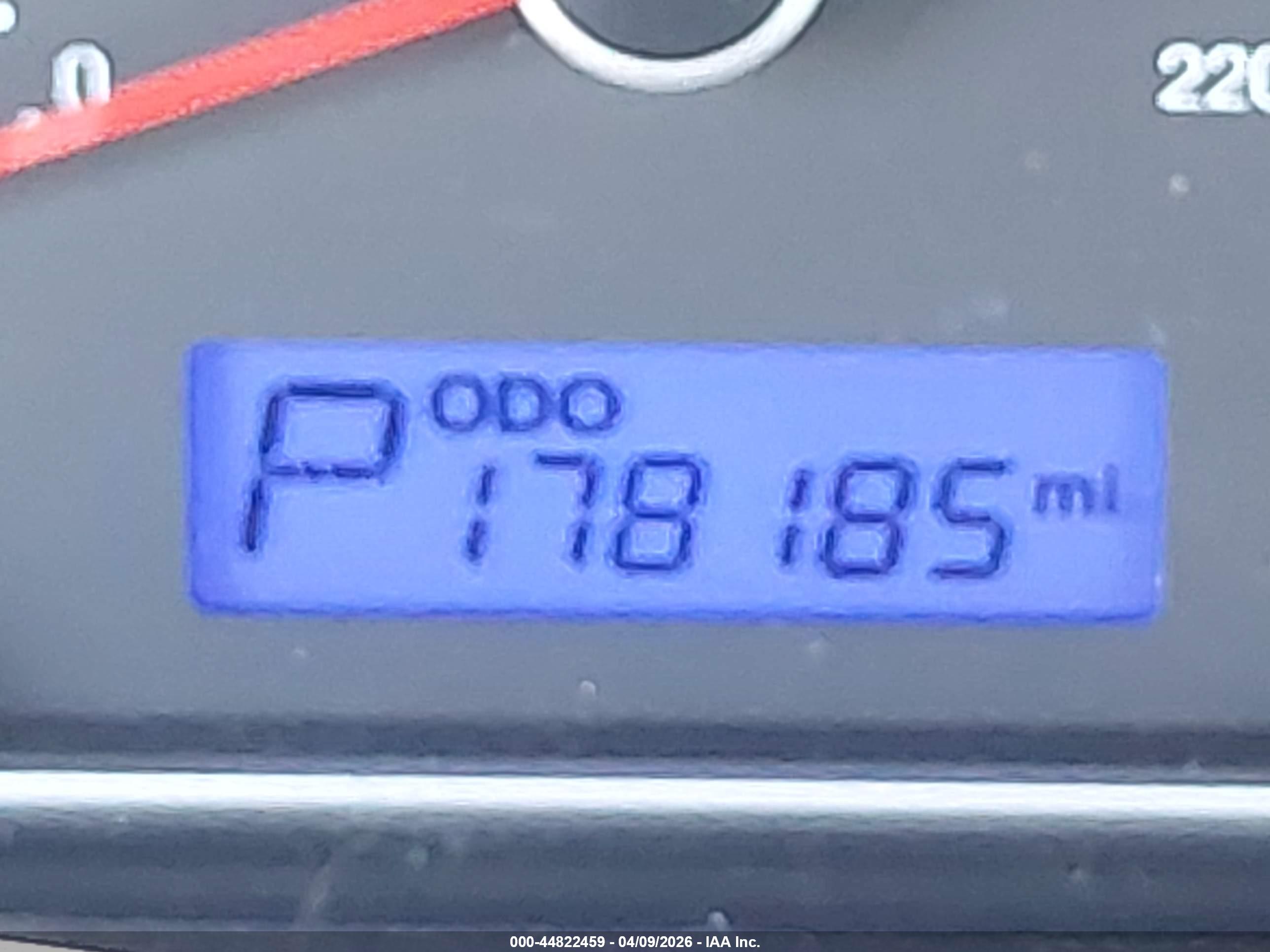 HYUNDAI ELANTRA image 7
