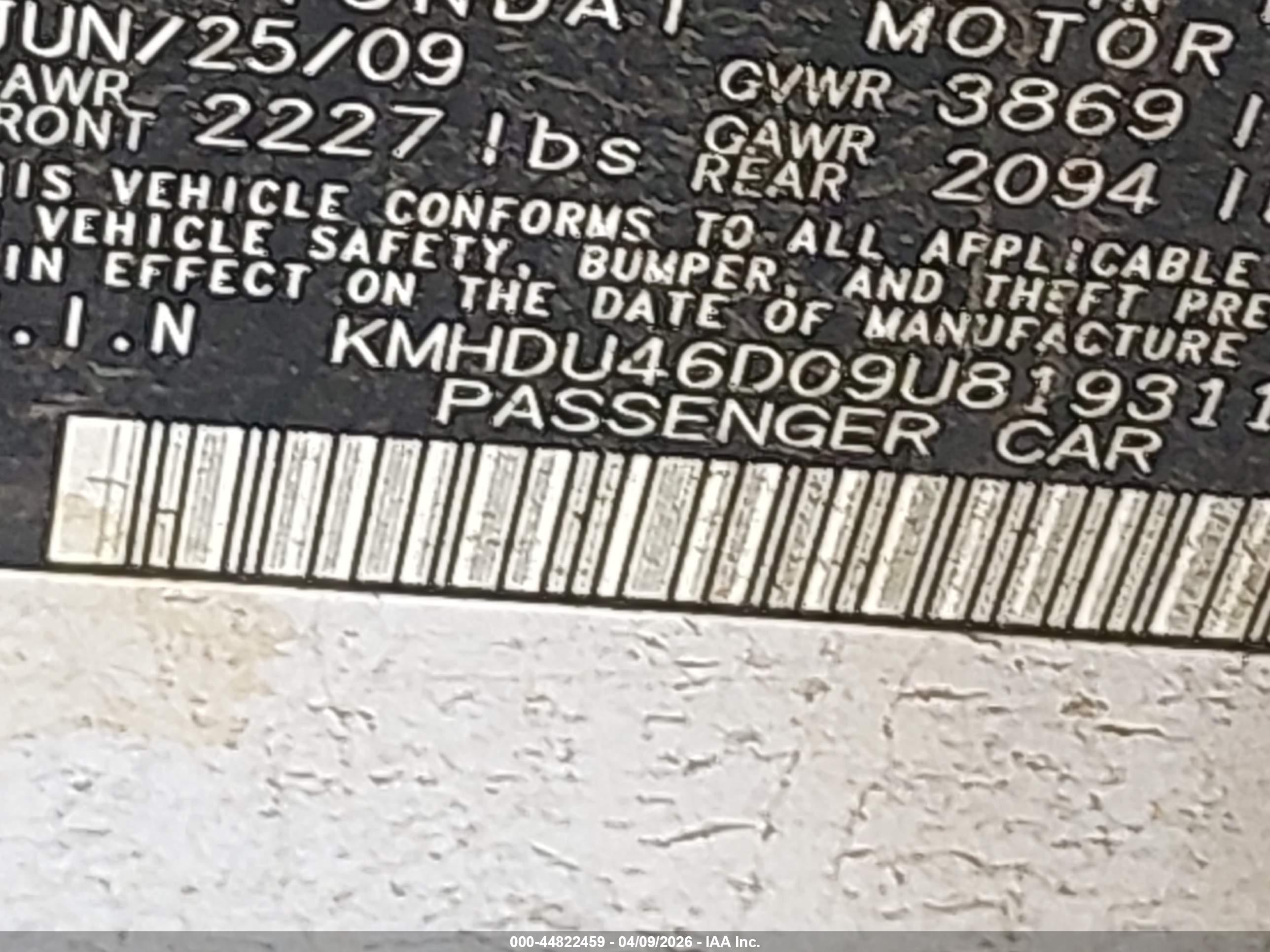 HYUNDAI ELANTRA image 9