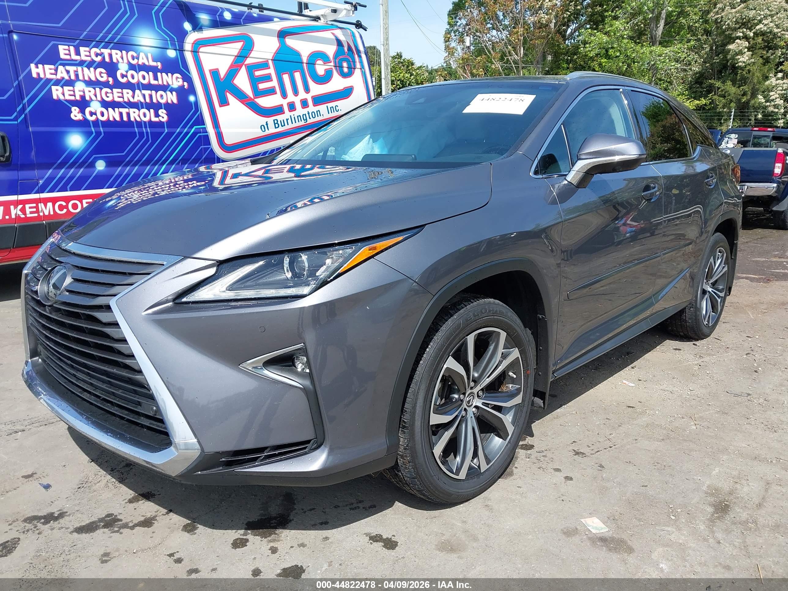 LEXUS RX image 2