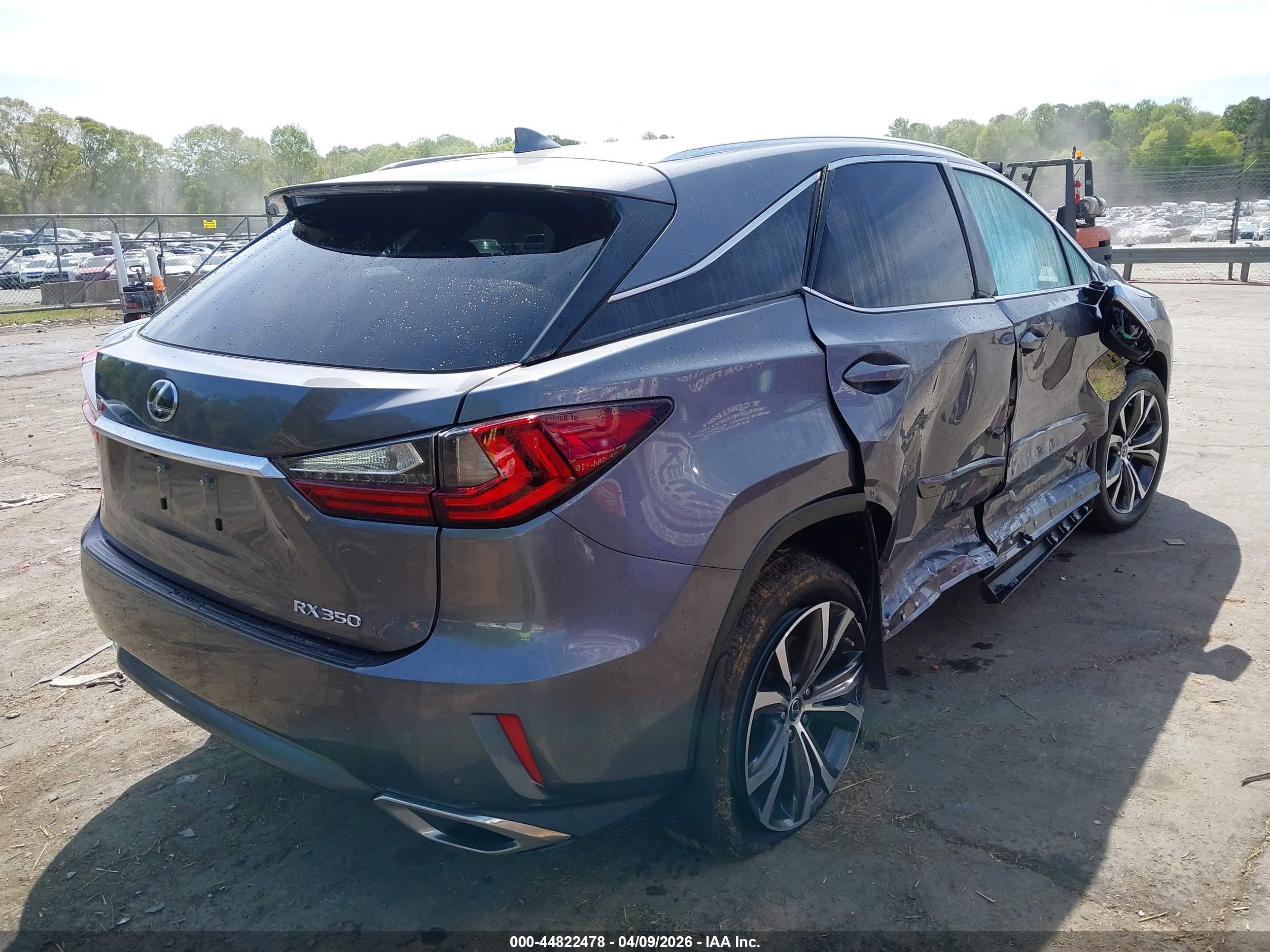 LEXUS RX image 4