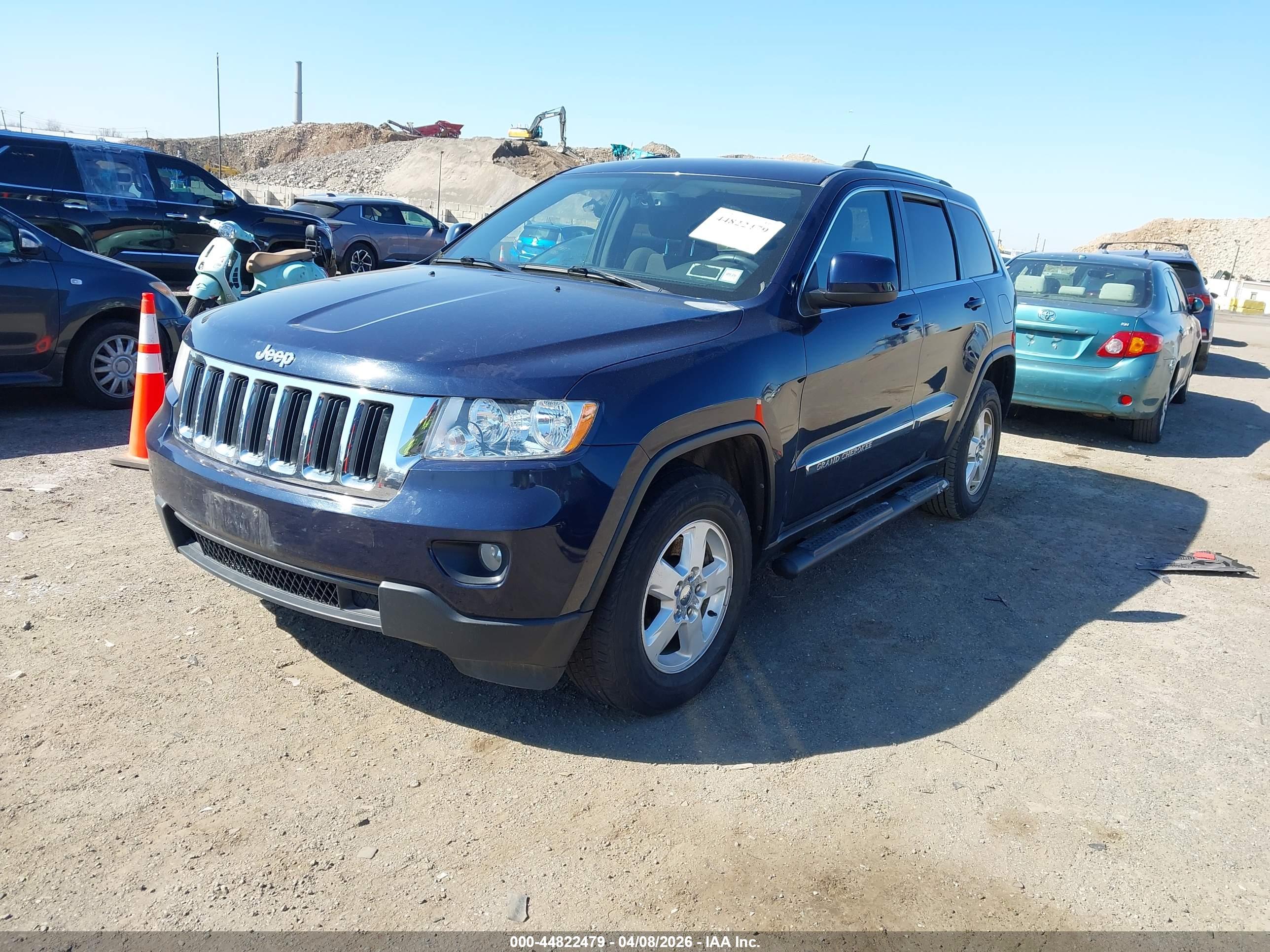 JEEP GRAND image 2