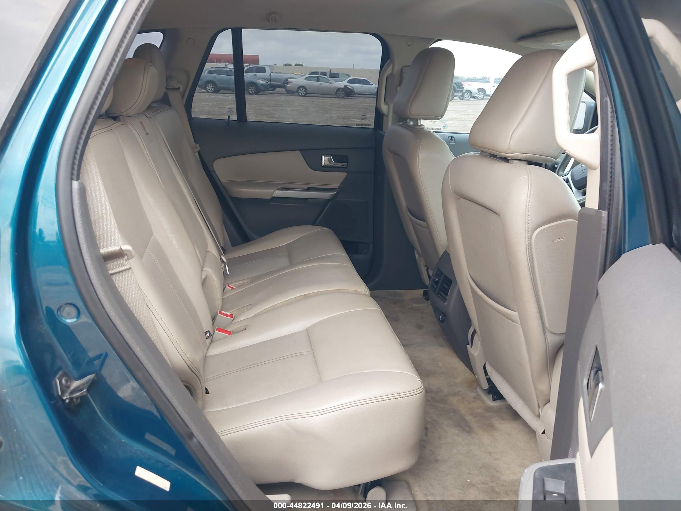 FORD EDGE image 8