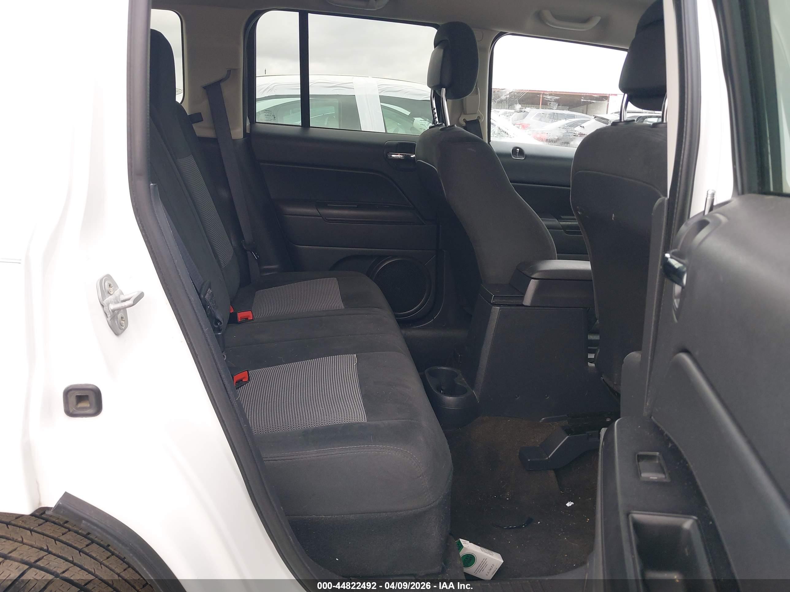 JEEP PATRIOT image 8