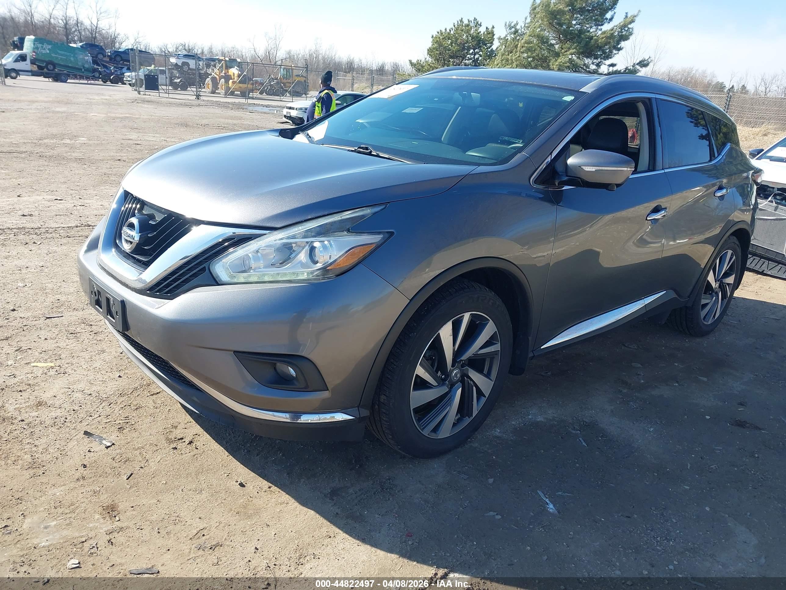 NISSAN MURANO image 2