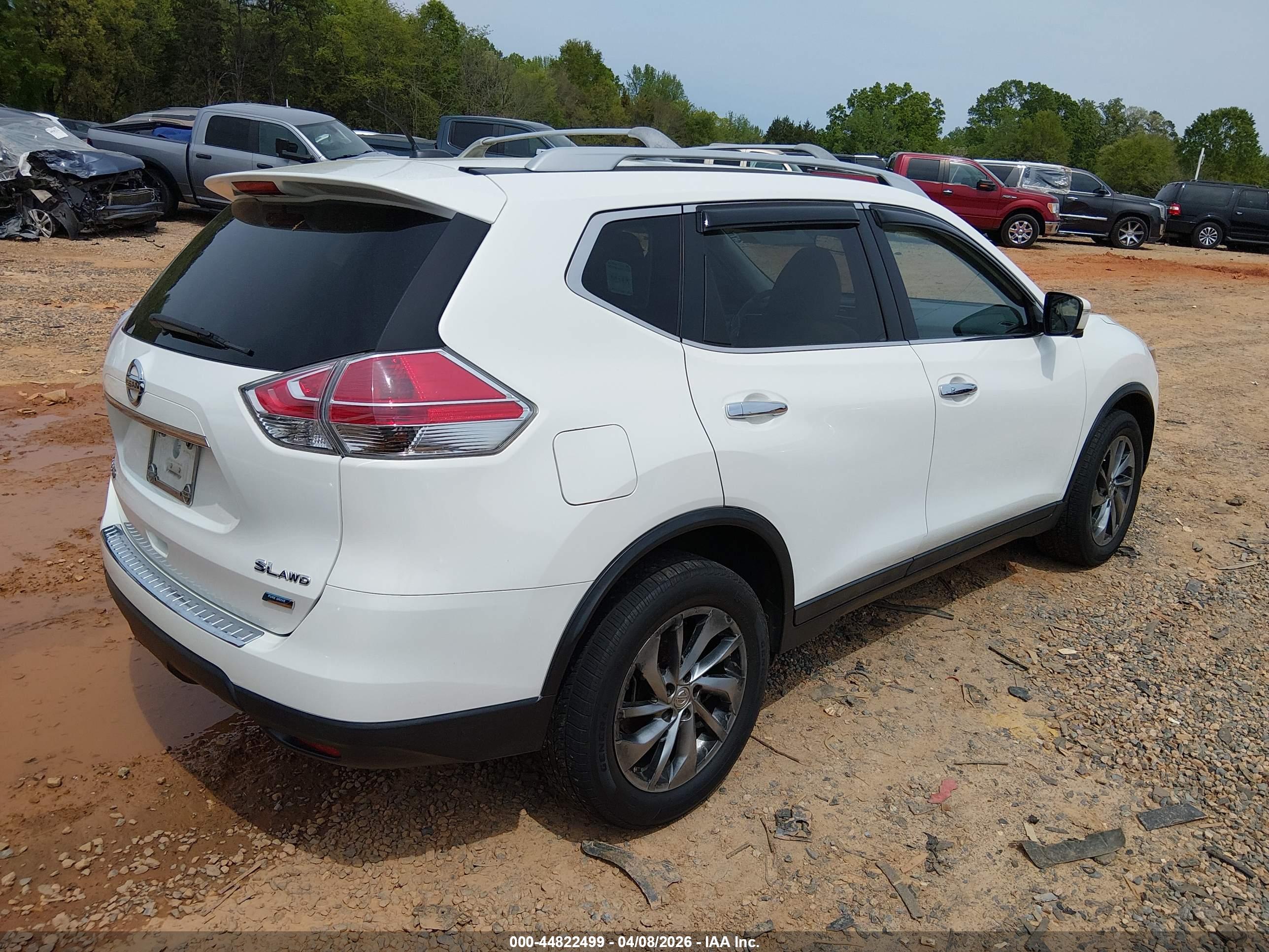 NISSAN ROGUE image 4