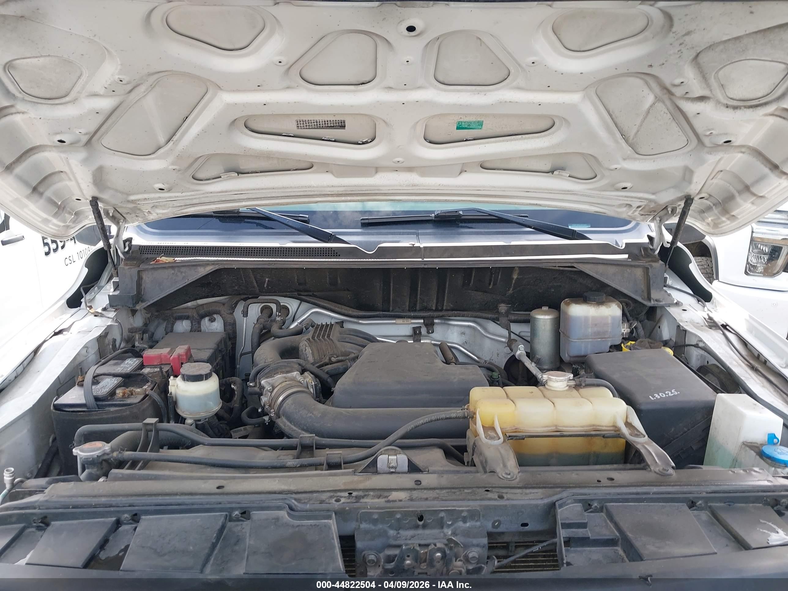 NISSAN NV image 10