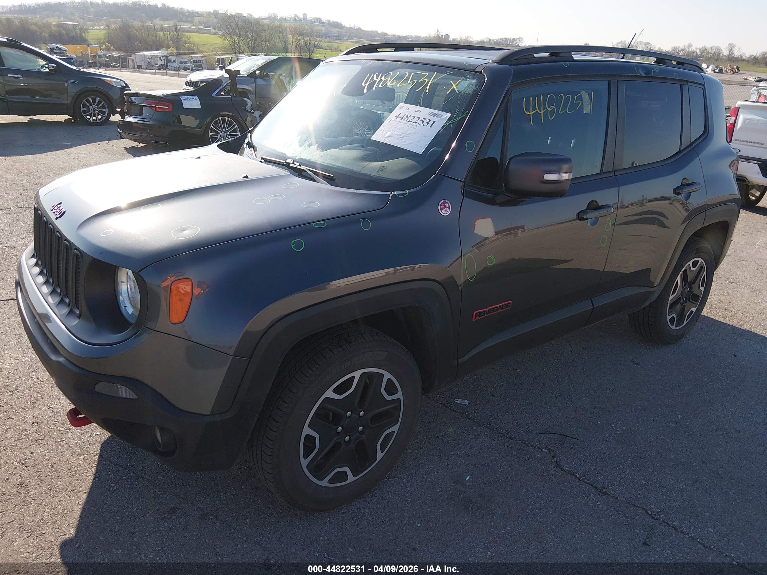 JEEP RENEGADE image 2