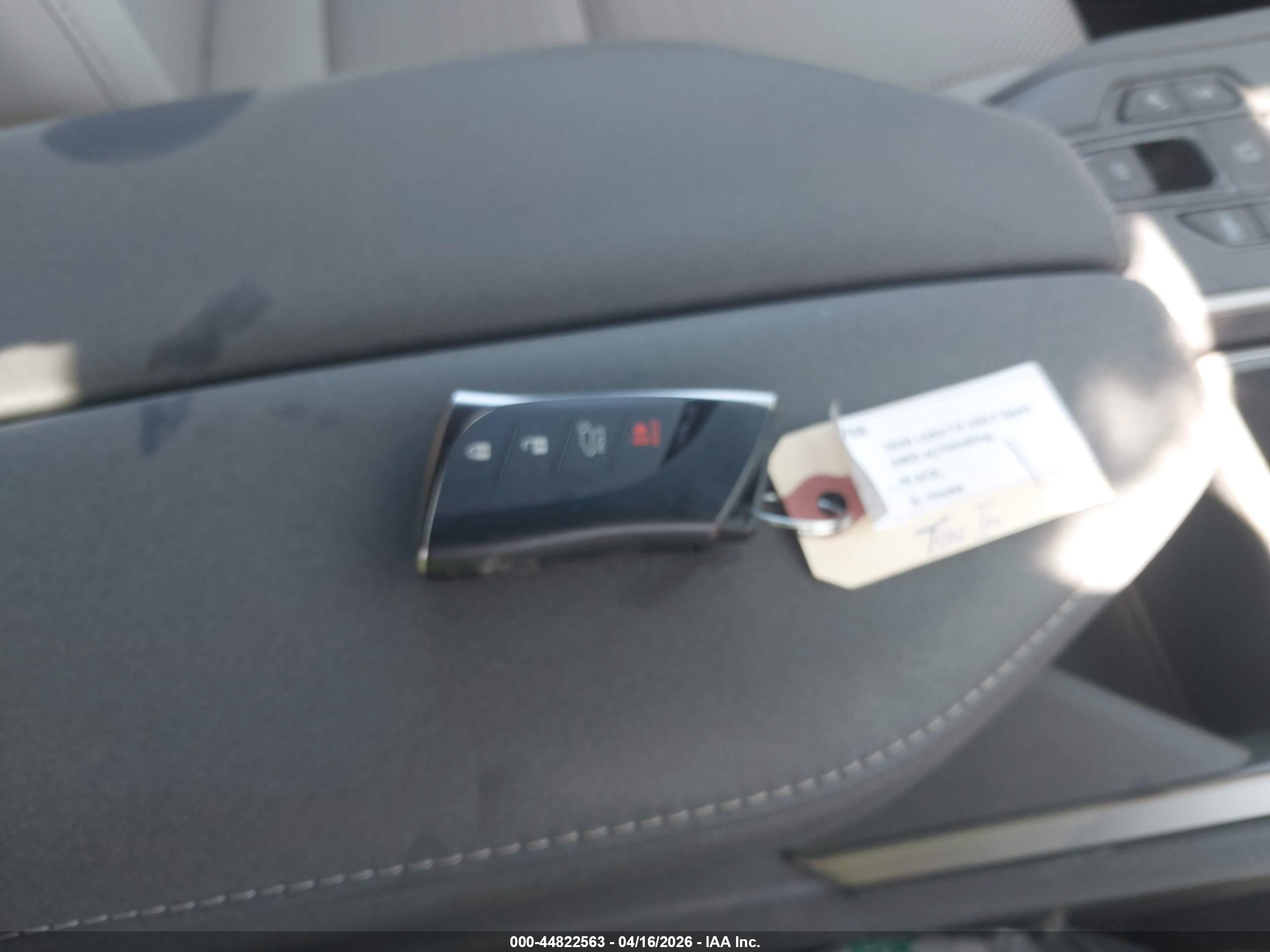 LEXUS TX image 11