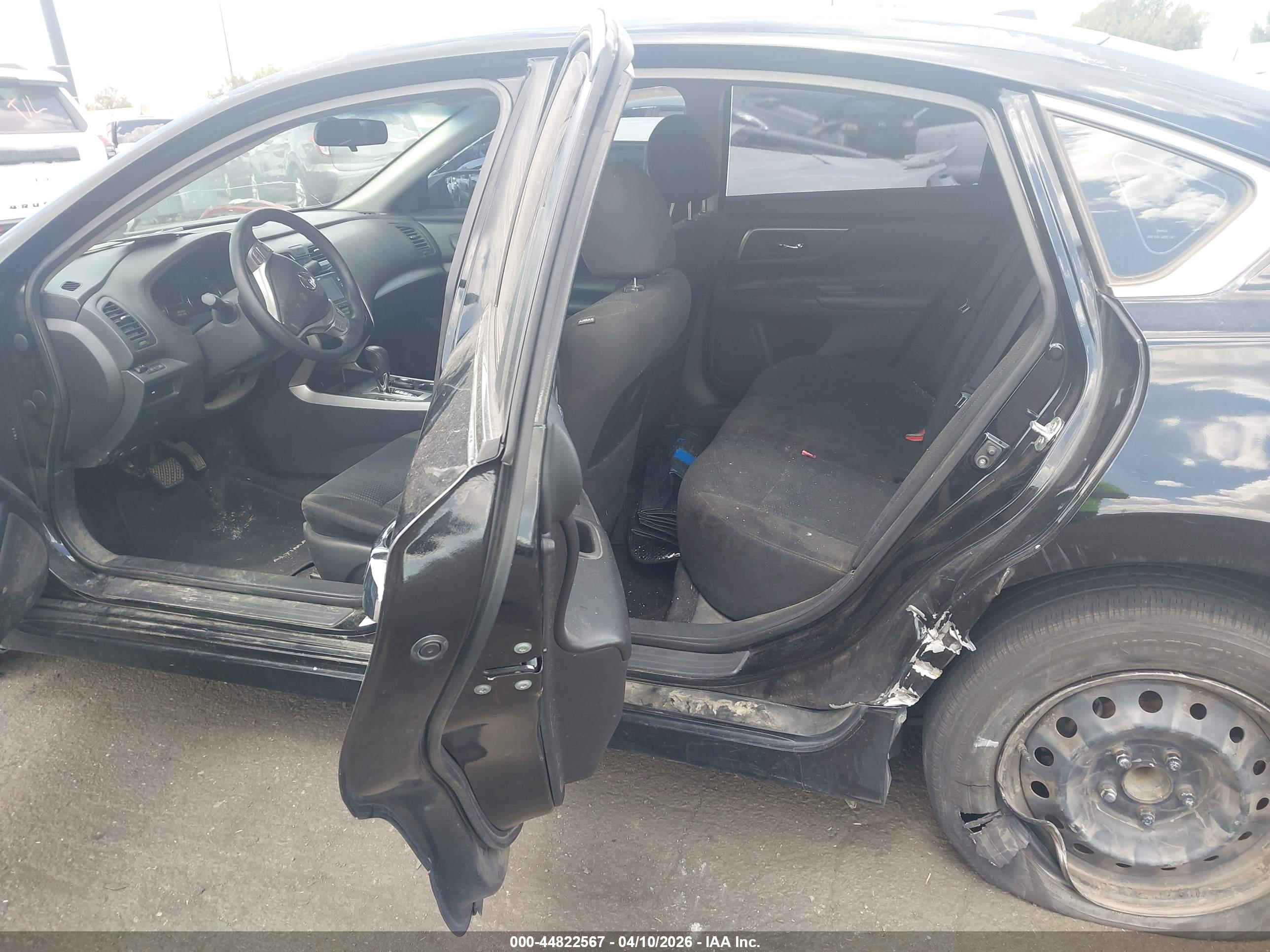 NISSAN ALTIMA image 8