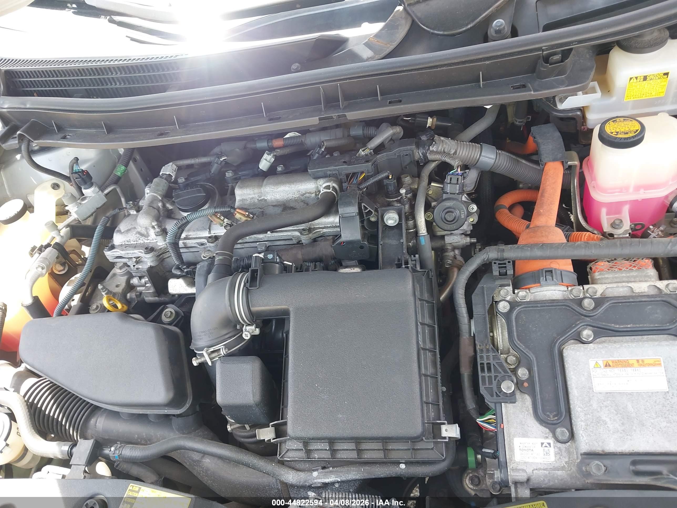 TOYOTA PRIUS image 10