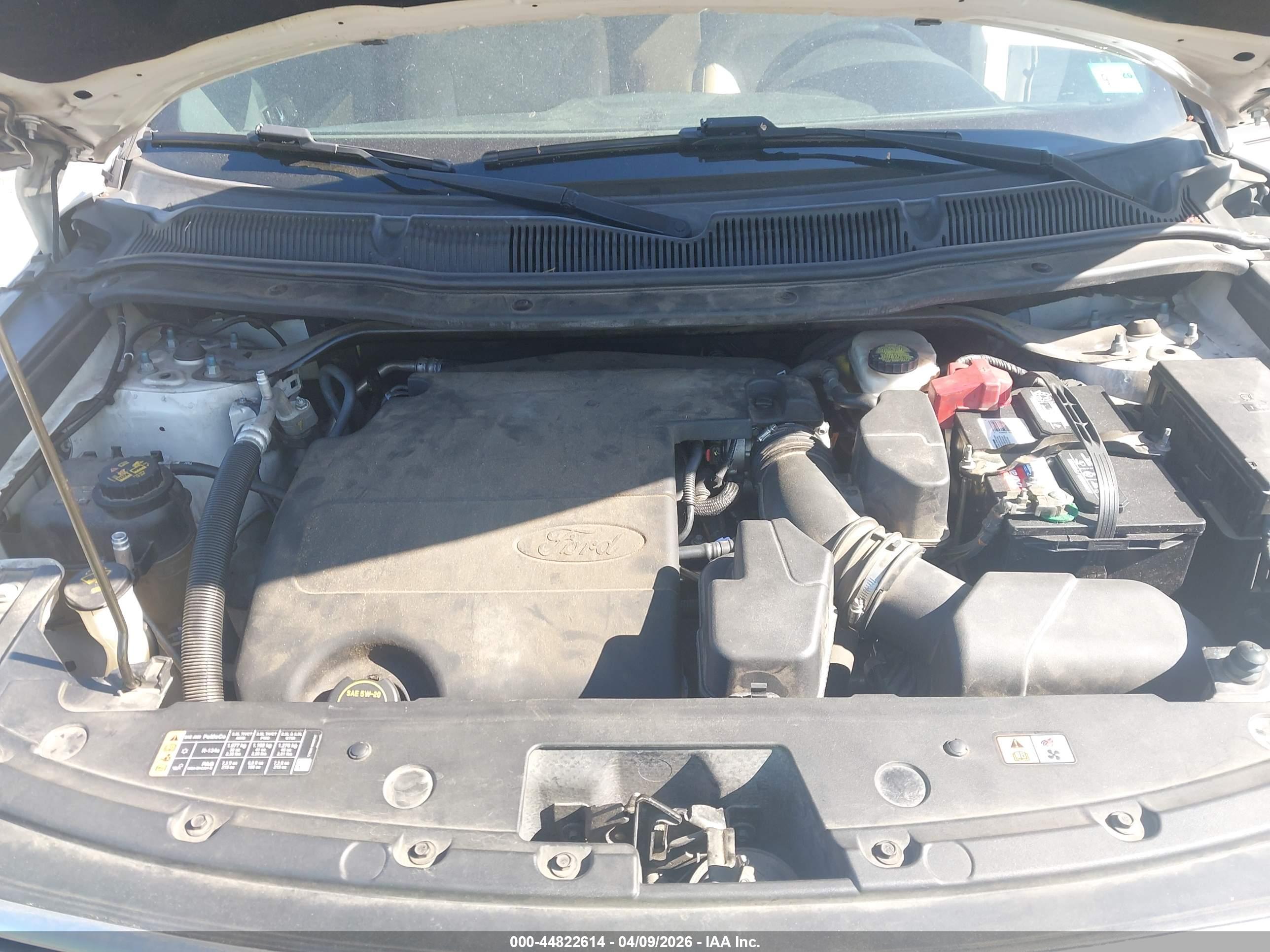 FORD EXPLORER image 10