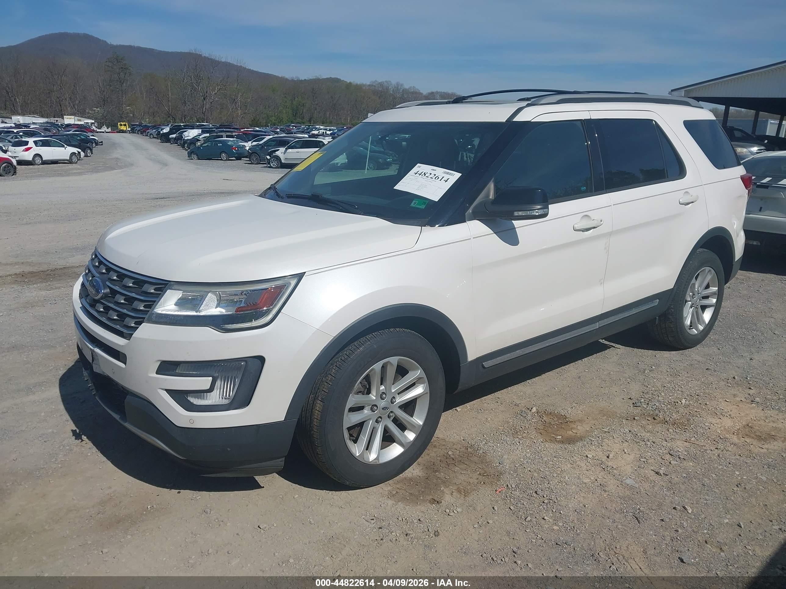 FORD EXPLORER image 2