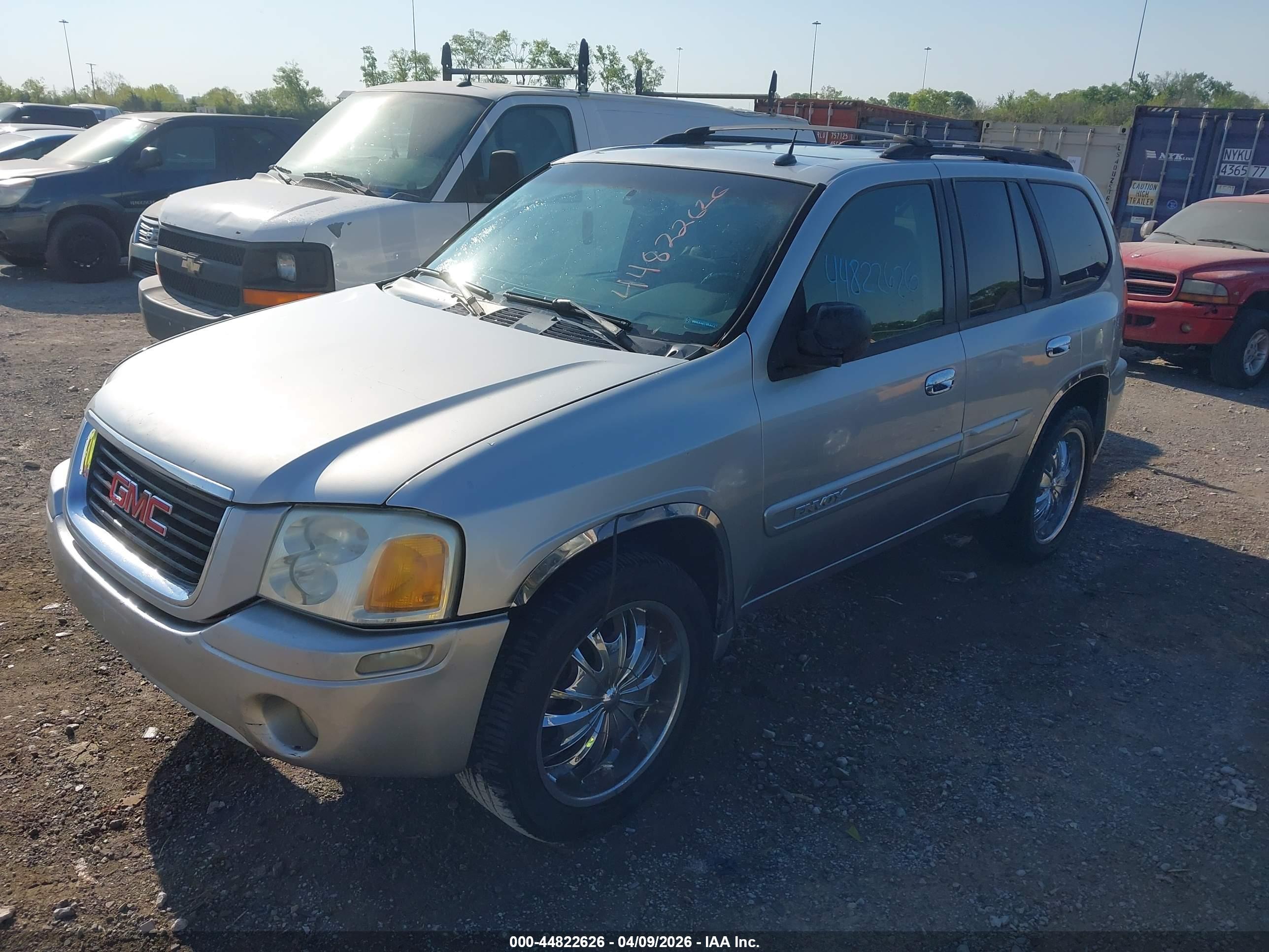 GMC ENVOY image 6