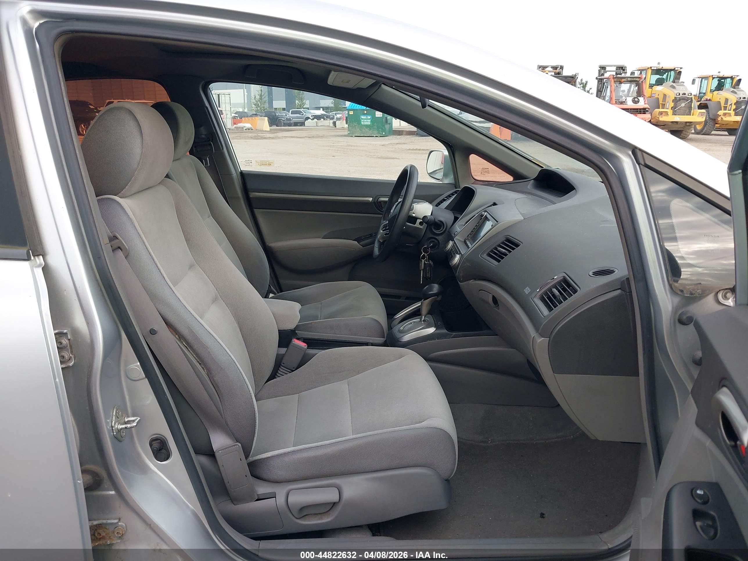 HONDA CIVIC image 5