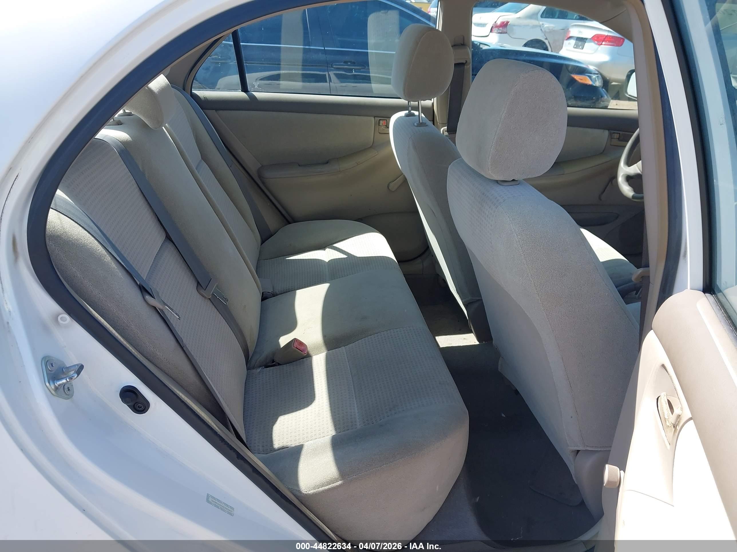 TOYOTA COROLLA image 8