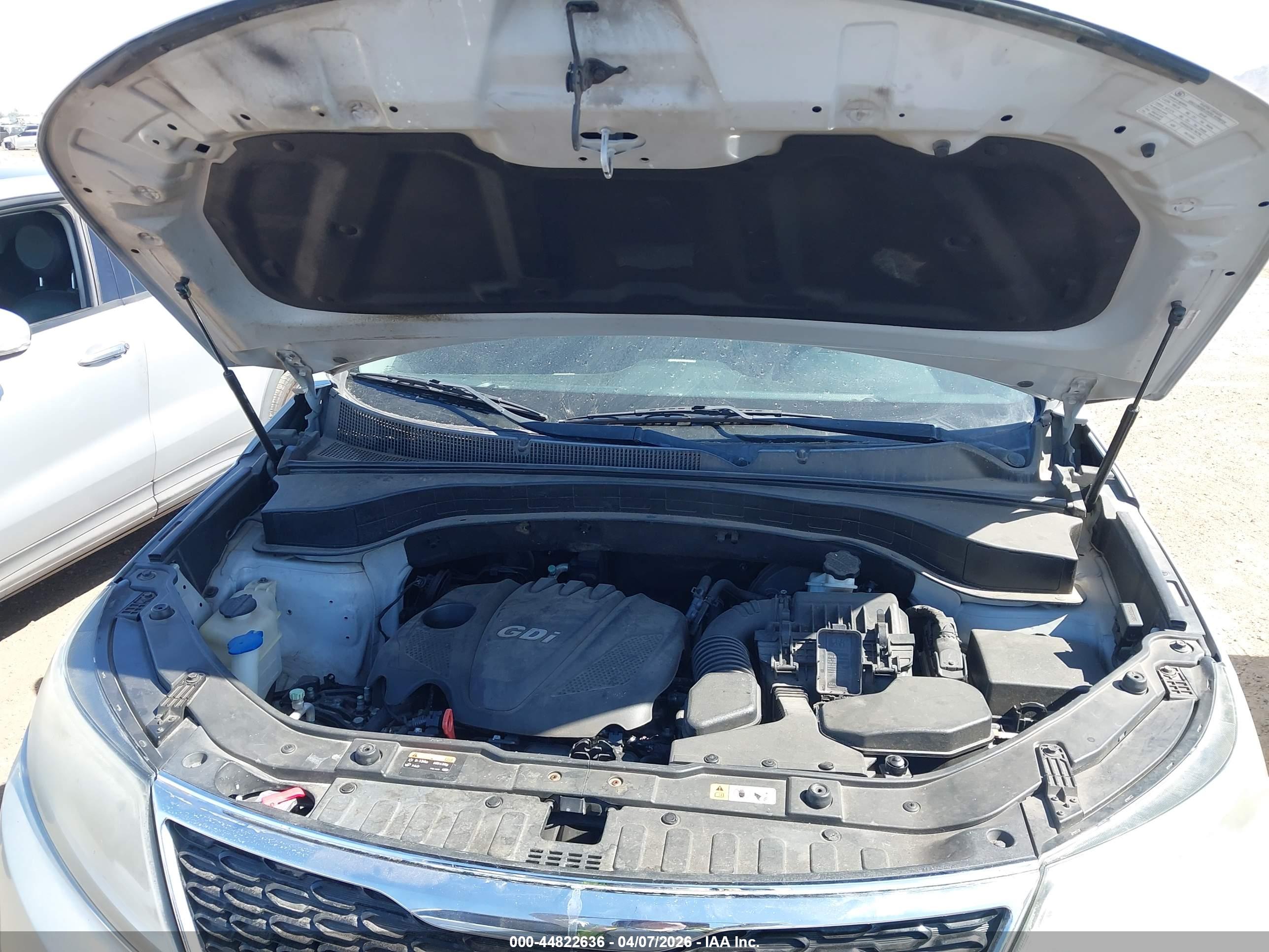 KIA SORENTO image 10