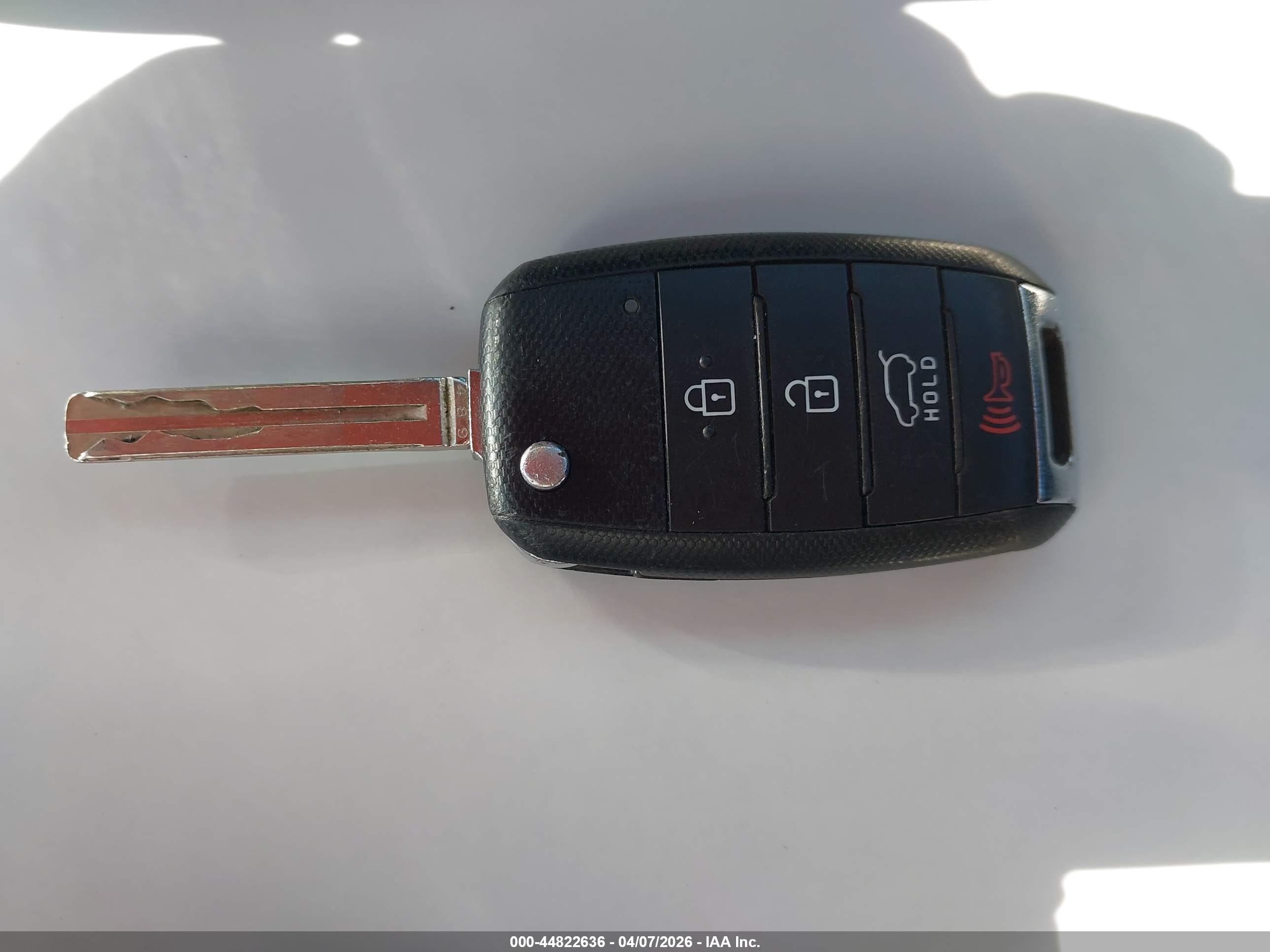 KIA SORENTO image 11