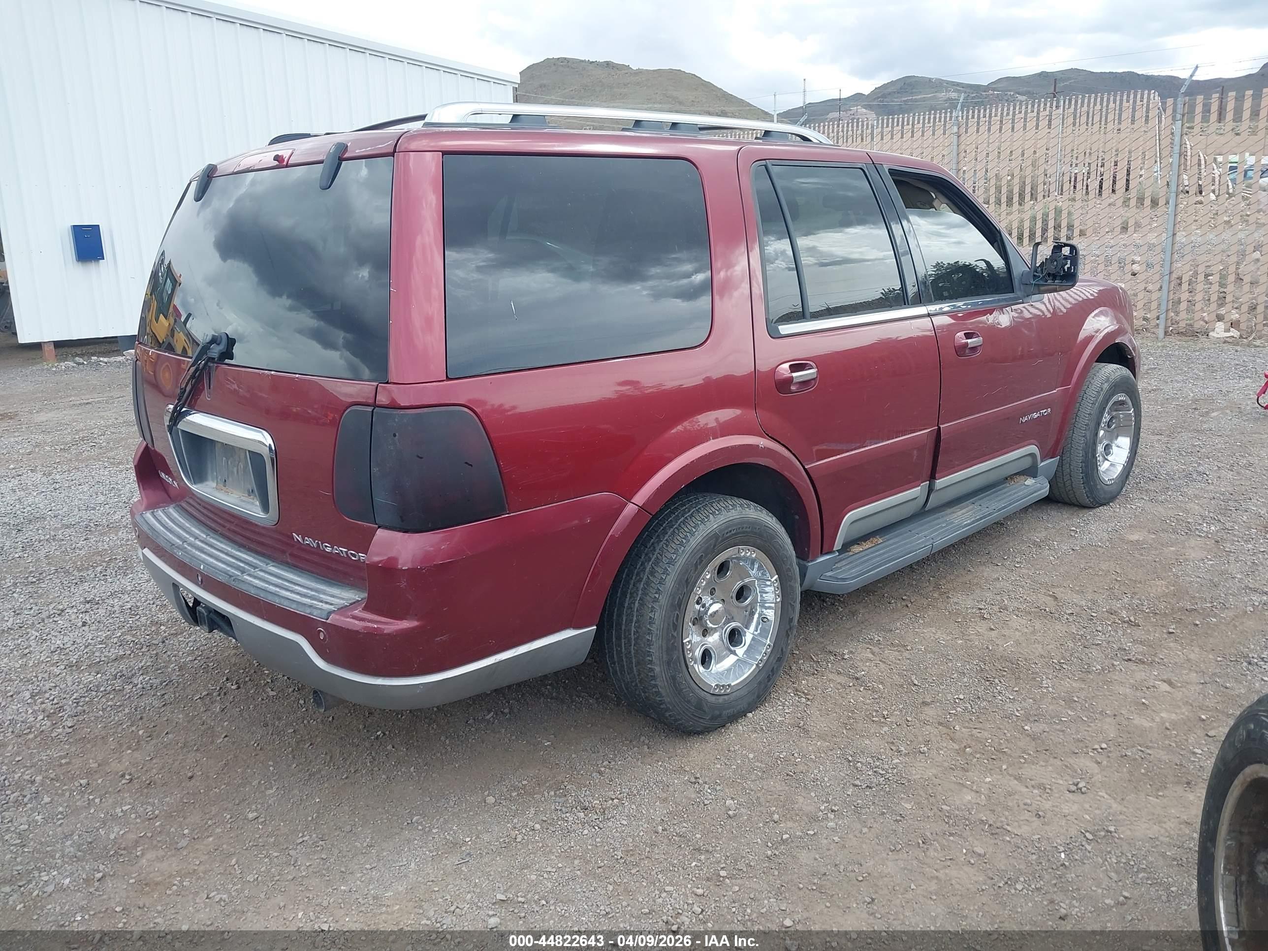 LINCOLN NAVIGATOR image 4