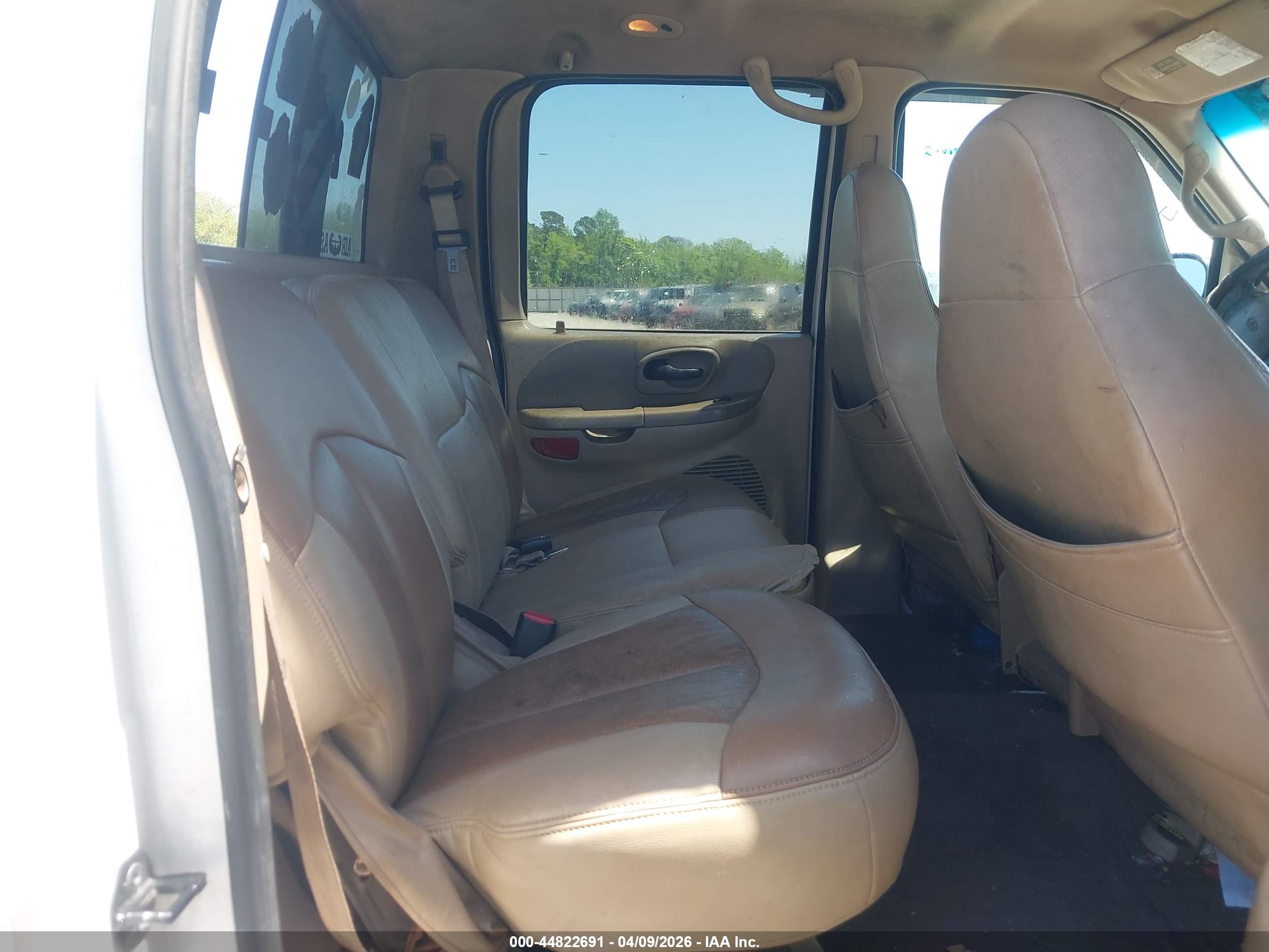 FORD F-150 image 8
