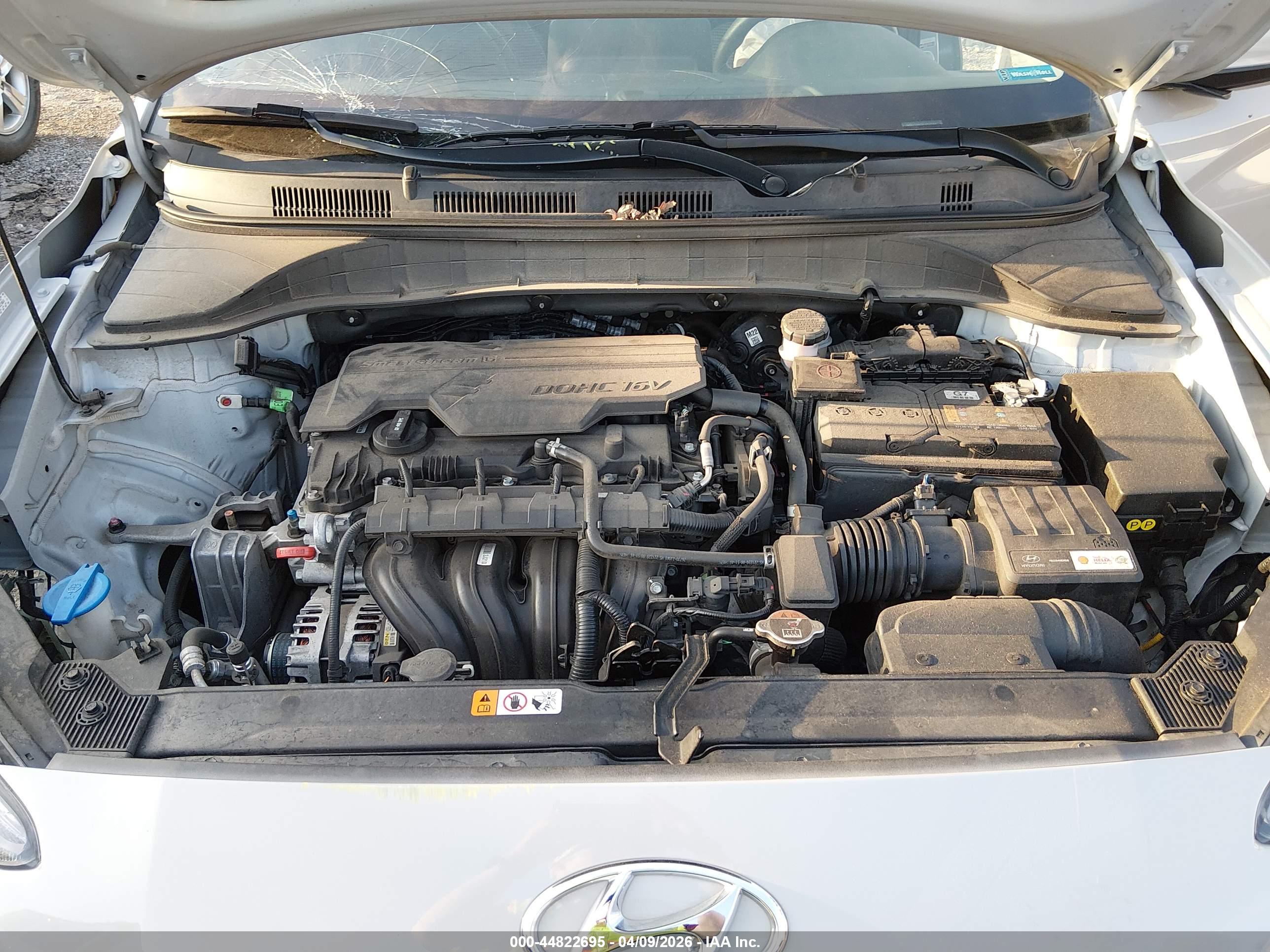 HYUNDAI KONA image 10